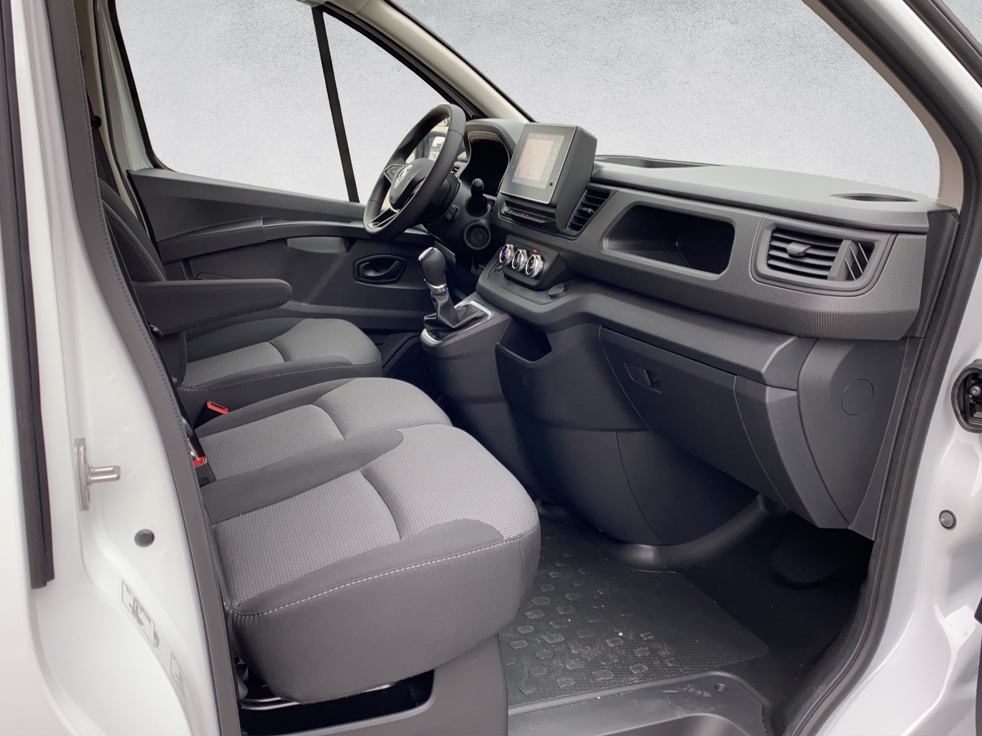 RENAULT Trafic Elektro EV52 22kW L2H1 Elektrofahrzeug 100% Elektrik-image-9