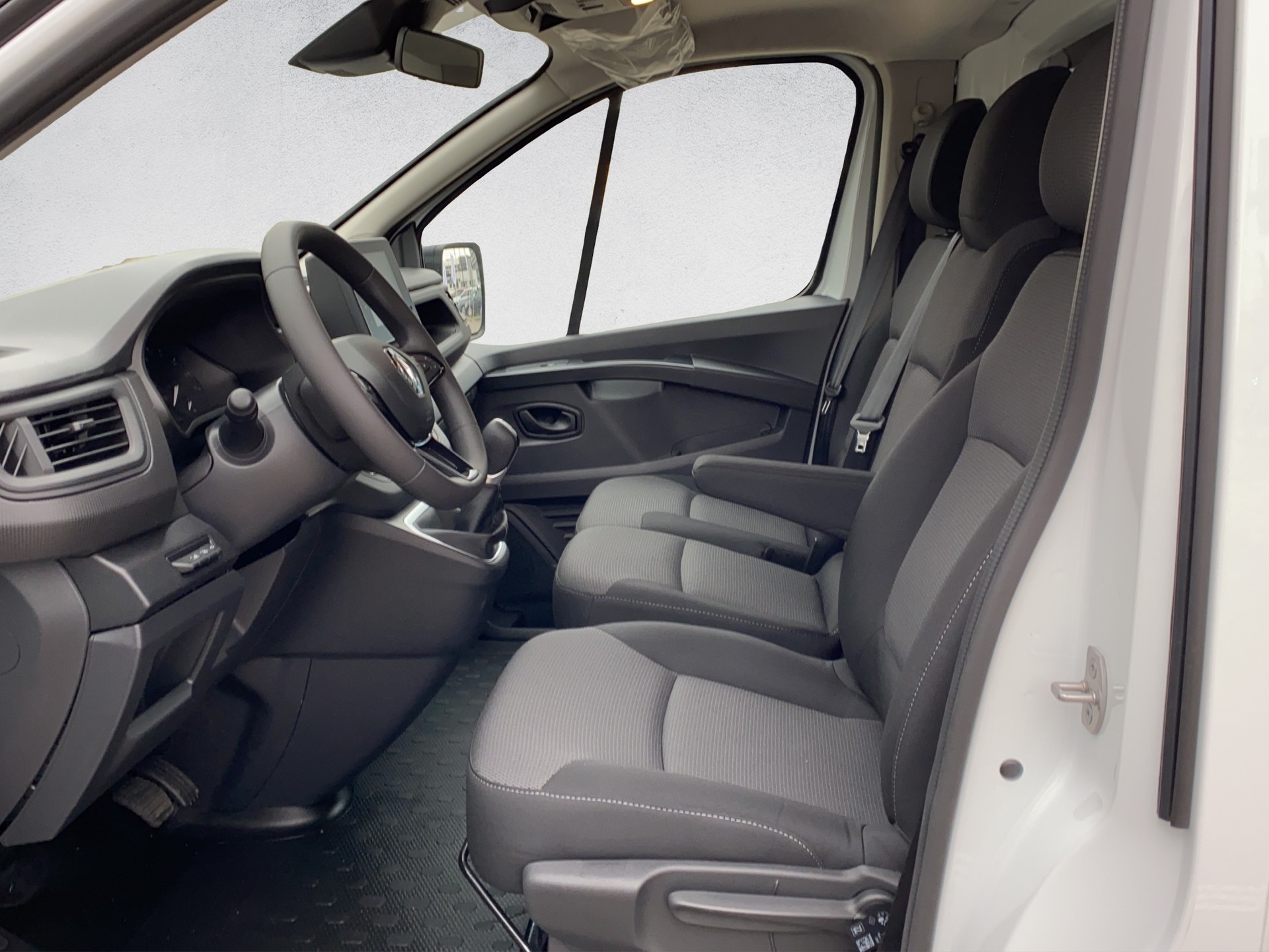 RENAULT Trafic Elektro EV52 22kW L2H1 Elektrofahrzeug 100% Elektrik-image-8