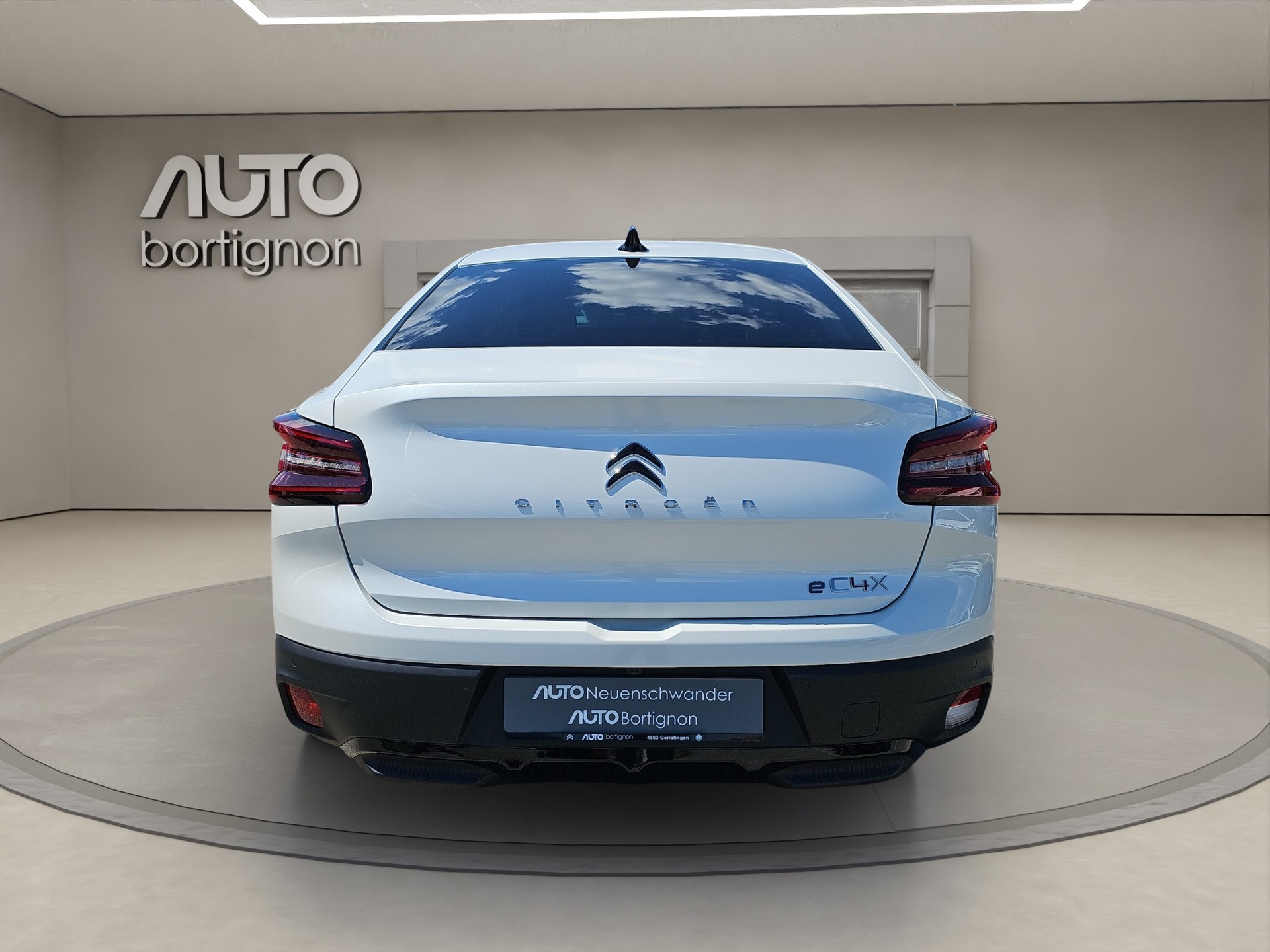 CITROEN C4 X 100 kW Shine-image-5