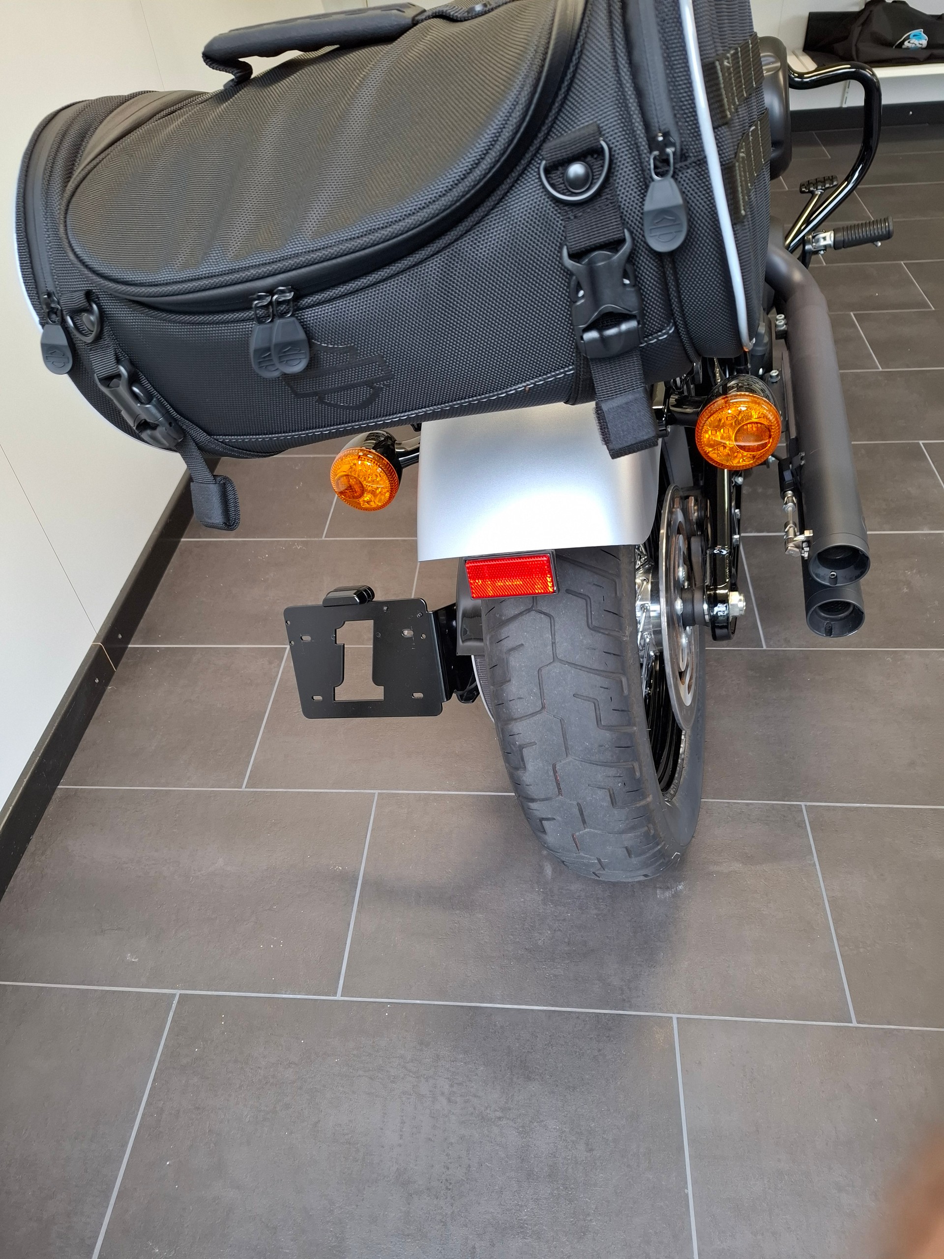 HARLEY-DAVIDSON FXBB Street Bob 107 ABS-image-3