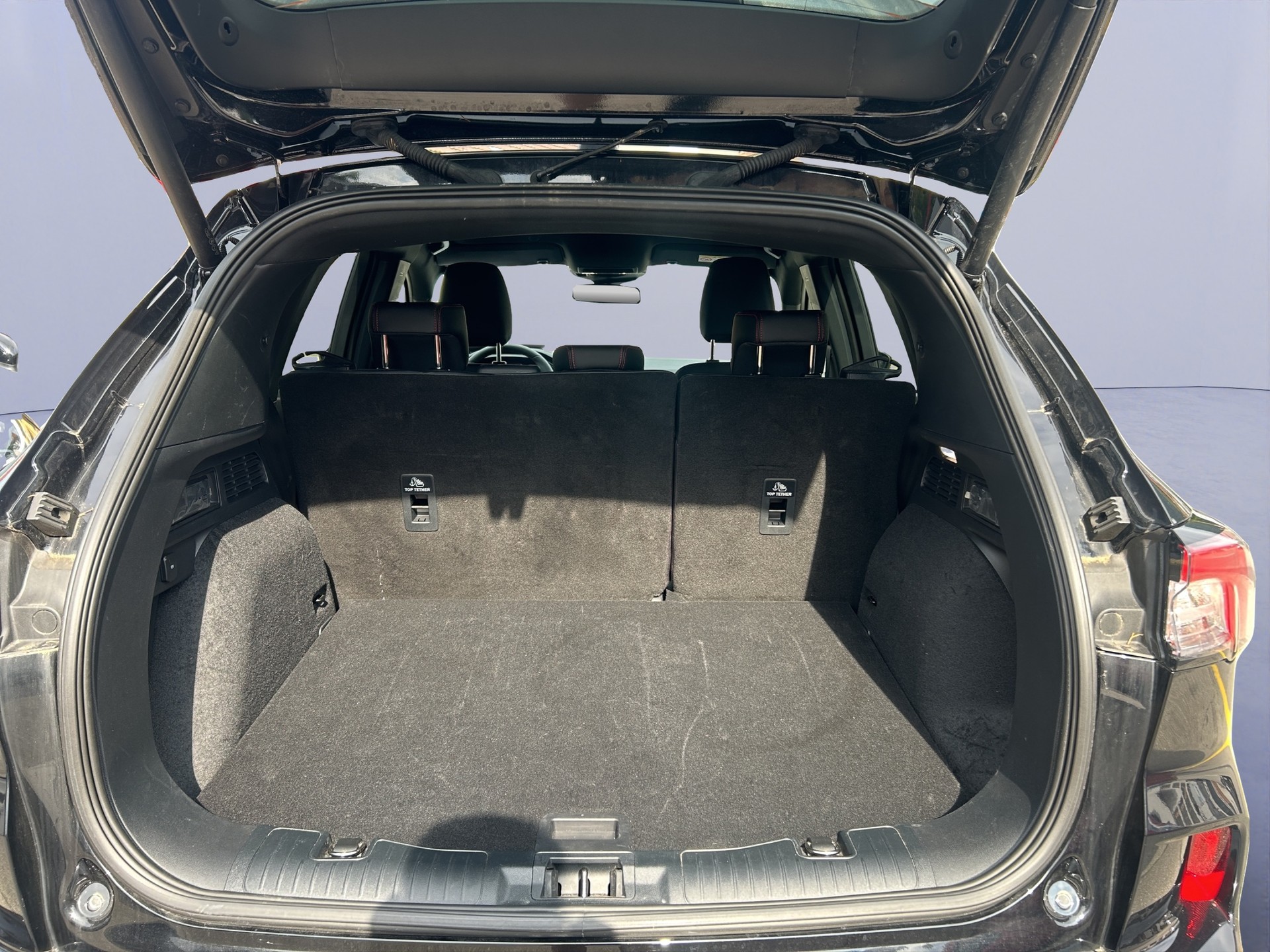 FORD Kuga 2.5 PHEV ST-Line 2WD-image-12