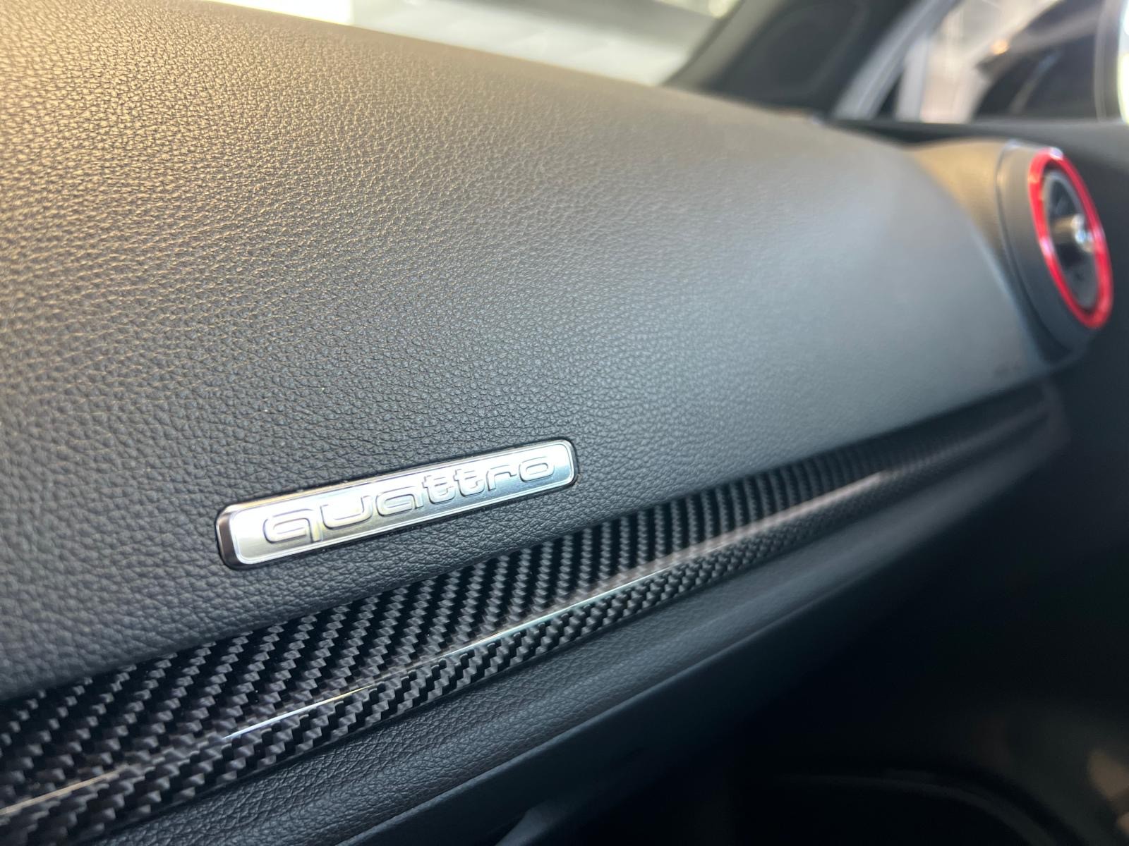 AUDI RS3 Limousine 2.5 TSI quattro S-tronic-image-24