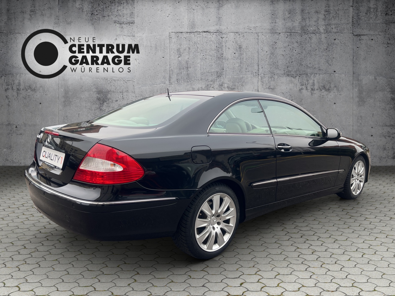 MERCEDES-BENZ CLK 350 Elégance 7G-Tronic-showroom-element-3