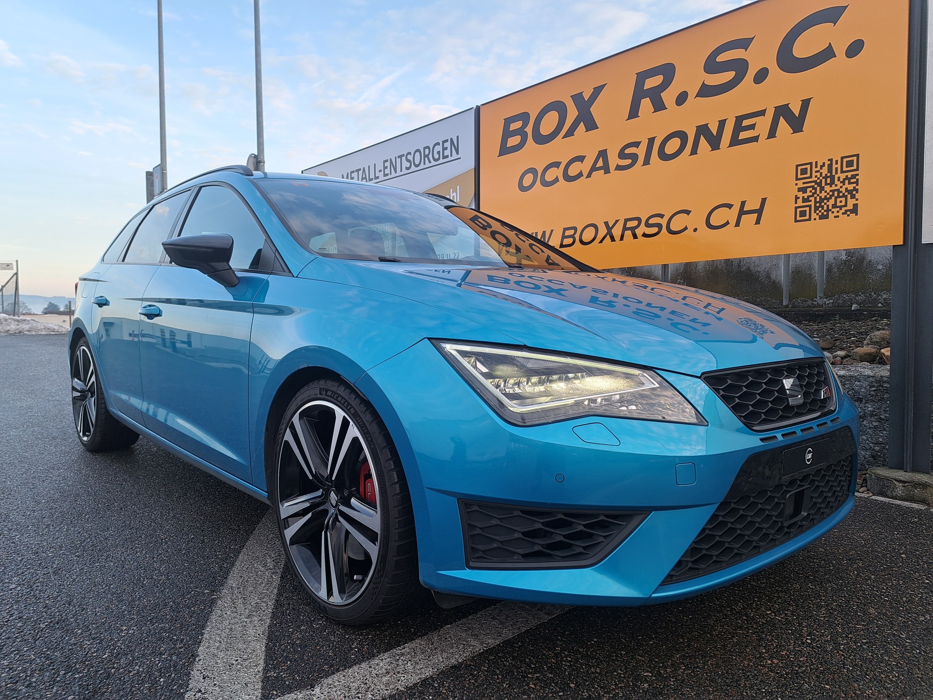 SEAT Leon ST 2.0 TSI Cupra 290 DSG-image-2