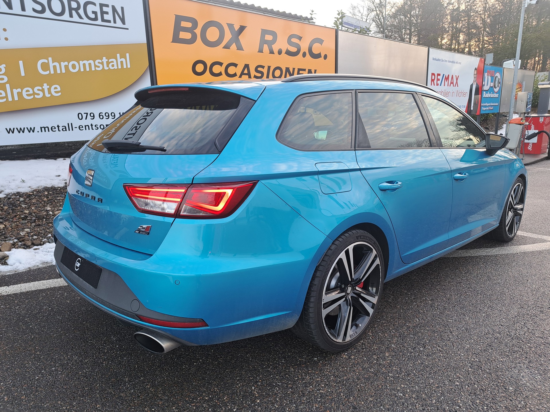 SEAT Leon ST 2.0 TSI Cupra 290 DSG-image-1