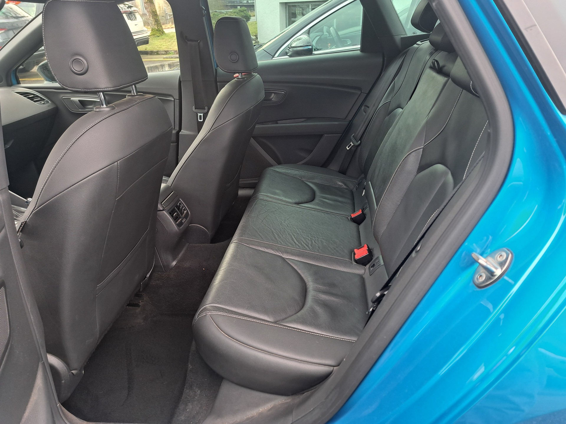 SEAT Leon ST 2.0 TSI Cupra 290 DSG-image-6