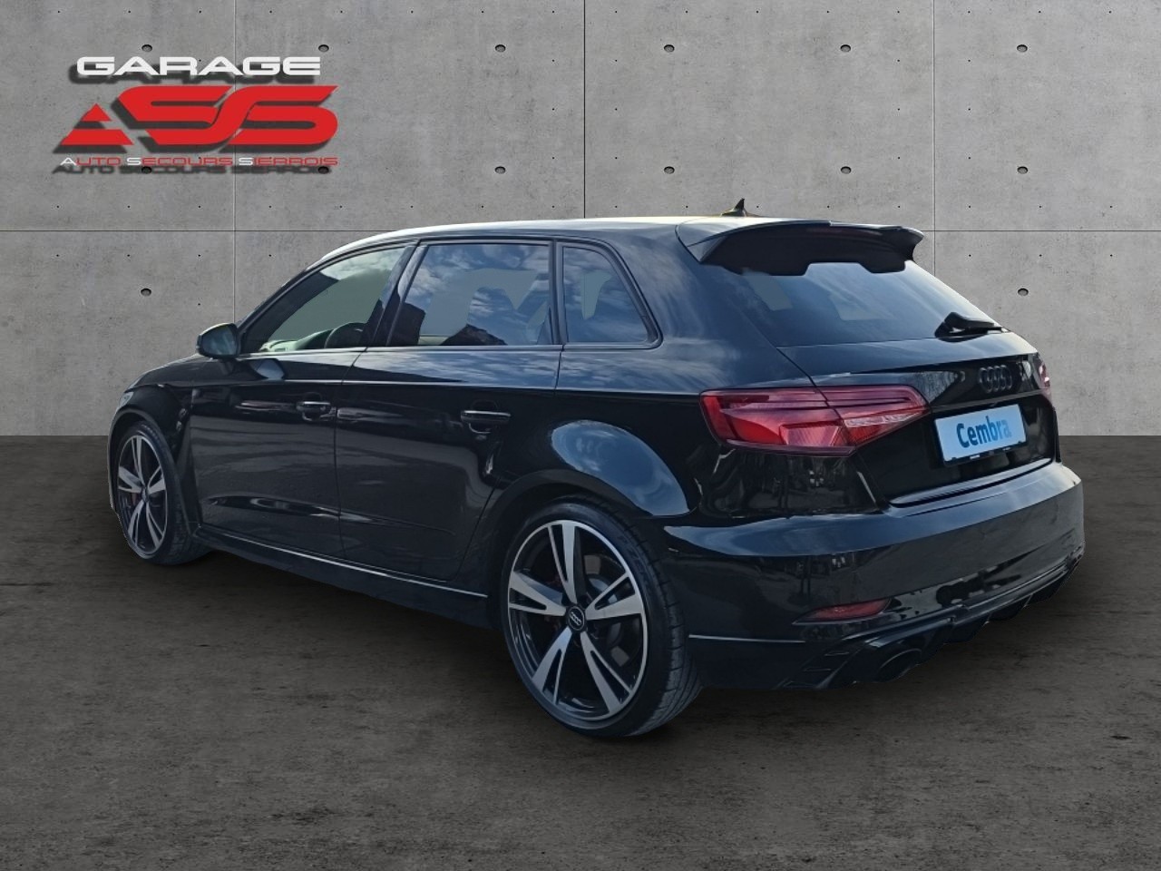 AUDI RS3 Sportback 2.5 TSI quattro S-tronic-image-11