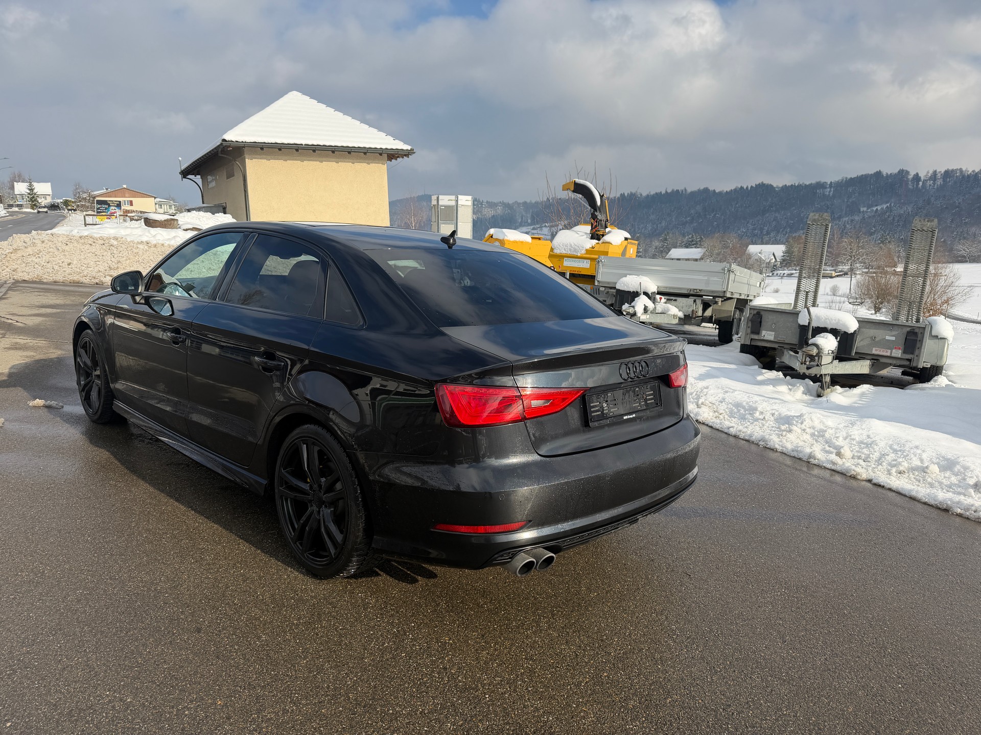 AUDI A3 Limousine 1.8 TFSI Ambition quattro S-tronic-image-4
