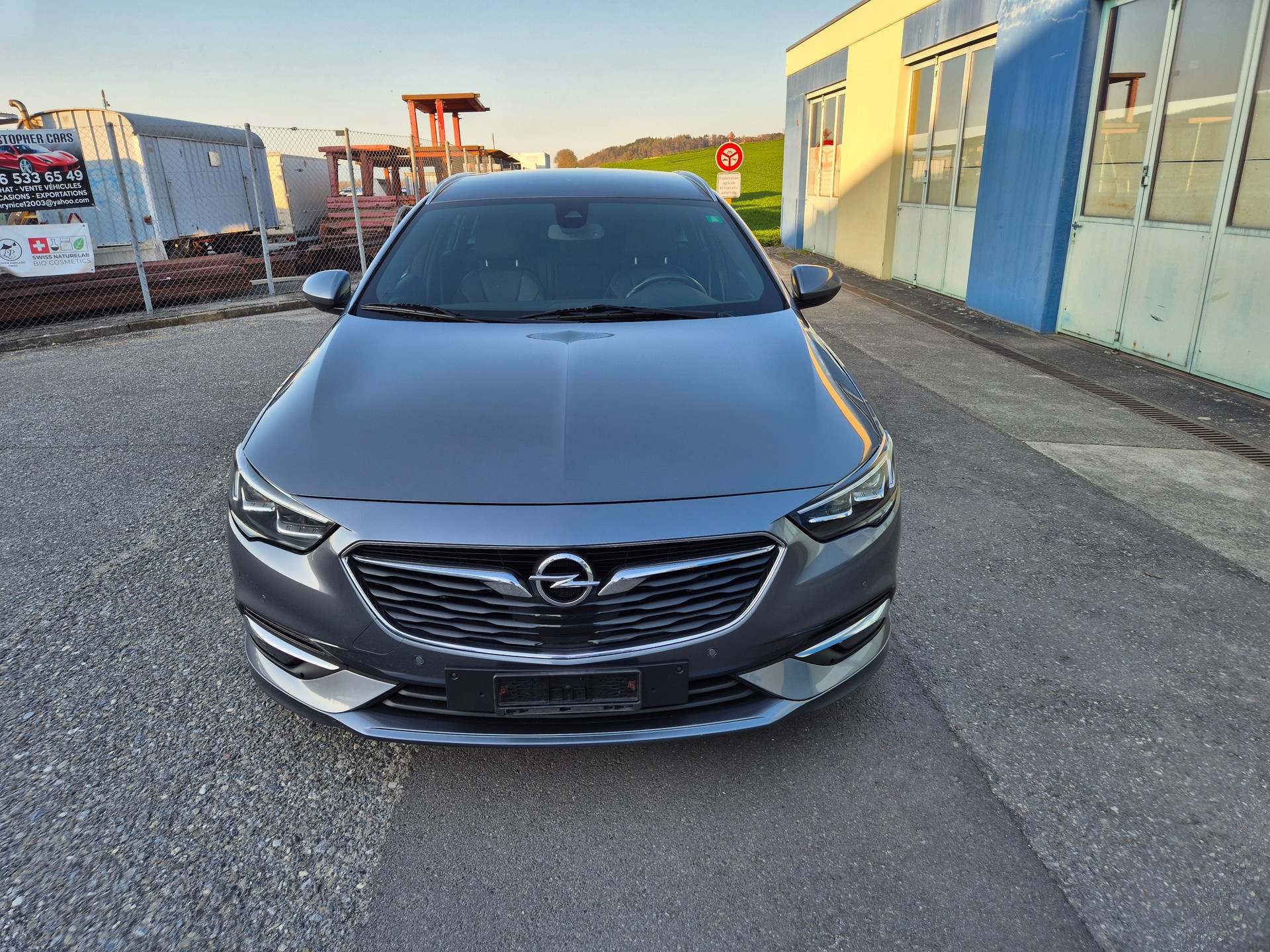 OPEL Insignia 2.0 T Sports Tourer Exclusive 4WD Automat-image-15