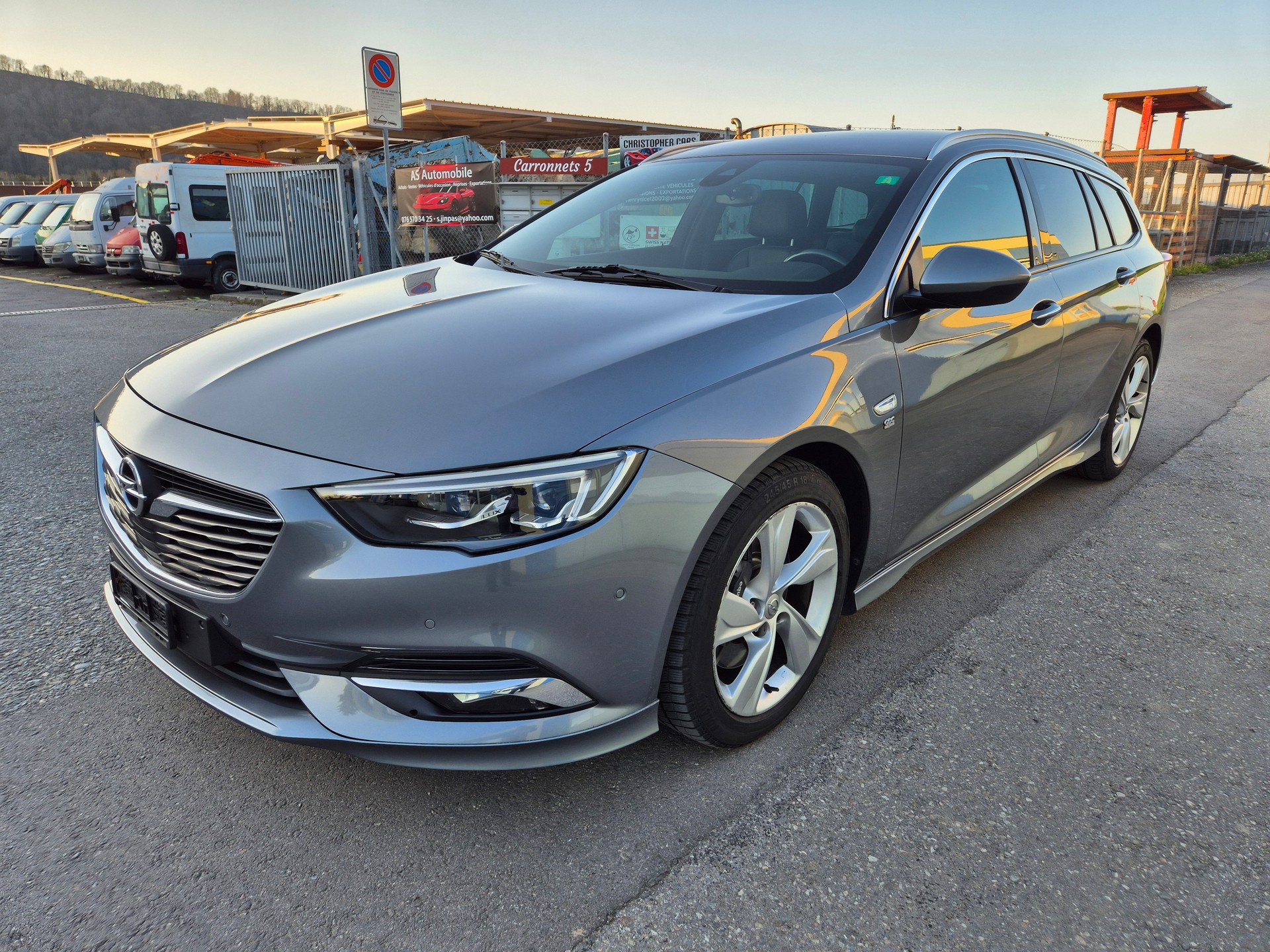 OPEL Insignia 2.0 T Sports Tourer Exclusive 4WD Automat-image-10