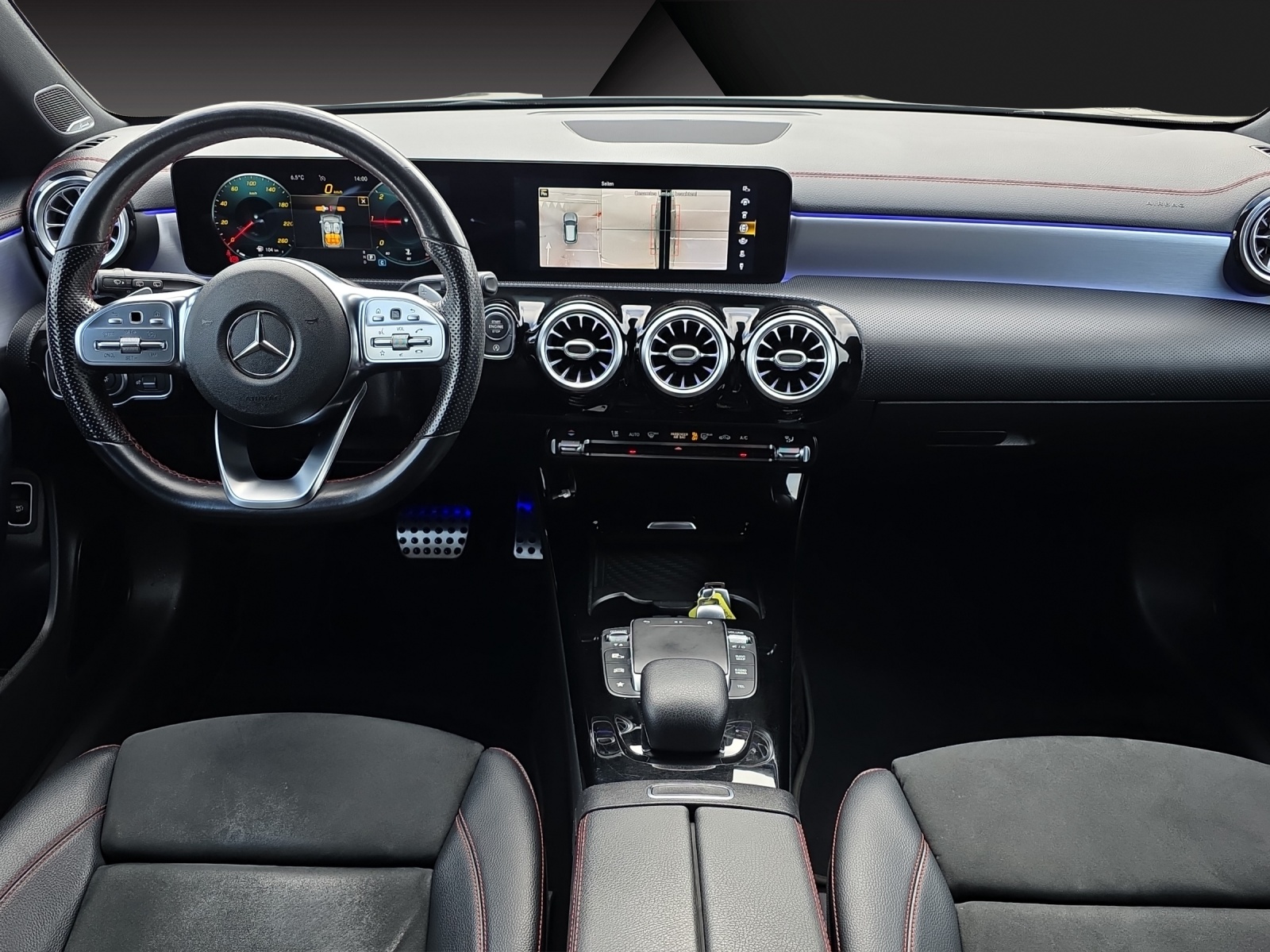 MERCEDES-BENZ CLA Shooting Brake 200 d 4Matic AMG Line-image-9