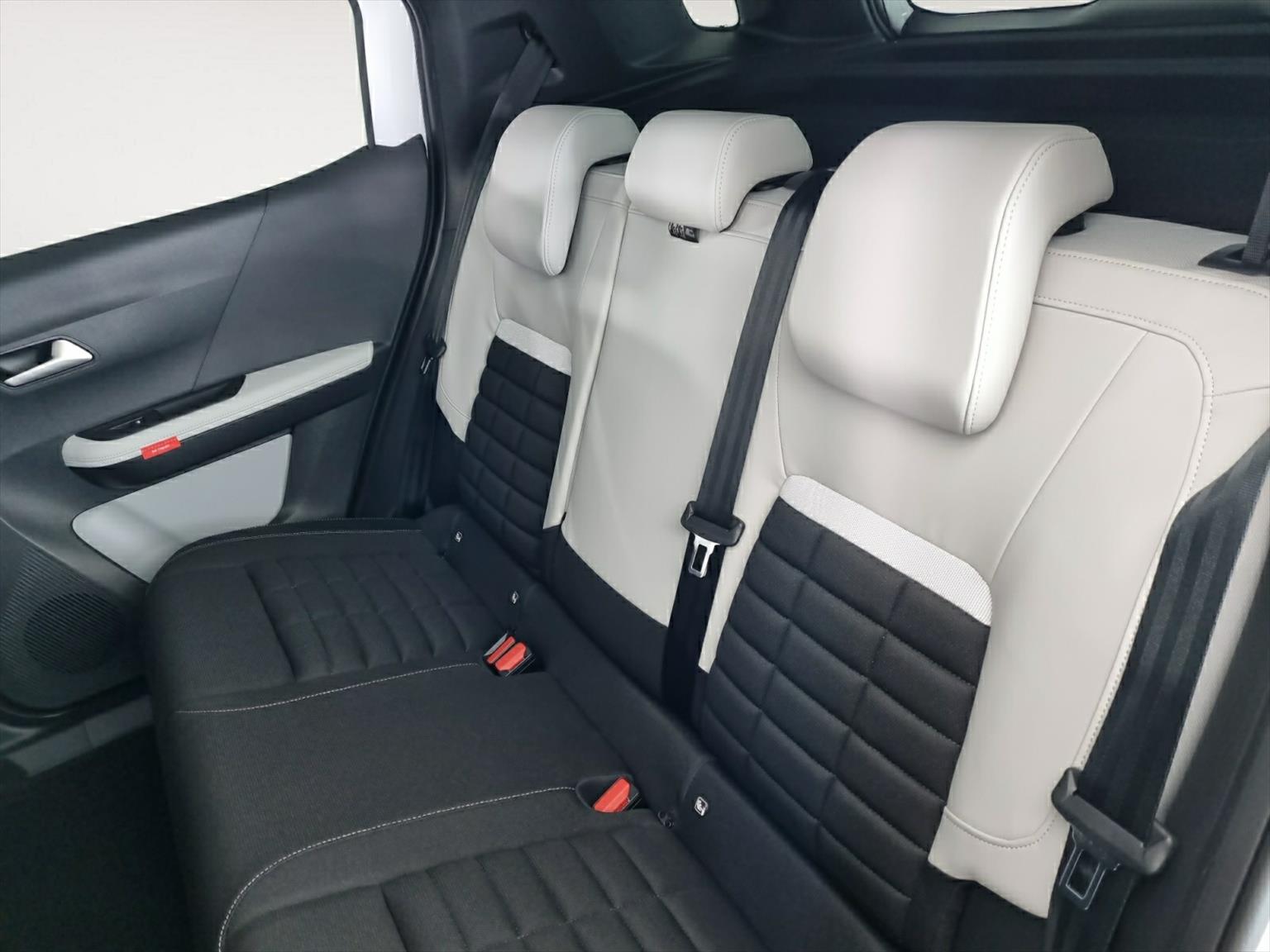 CITROEN C3 Aircross Max e-C3 44kWh-image-14