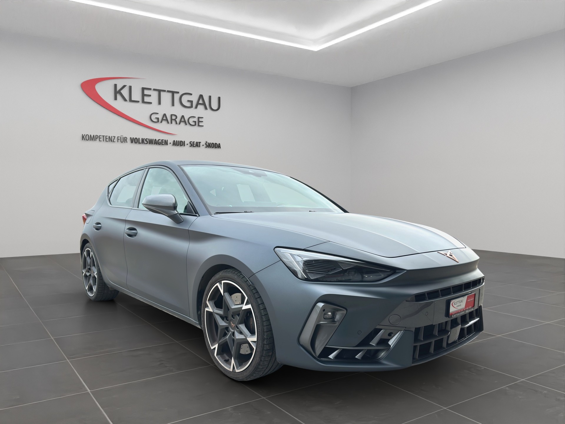 CUPRA Leon 2.0 TSI 300 VZ DSG
