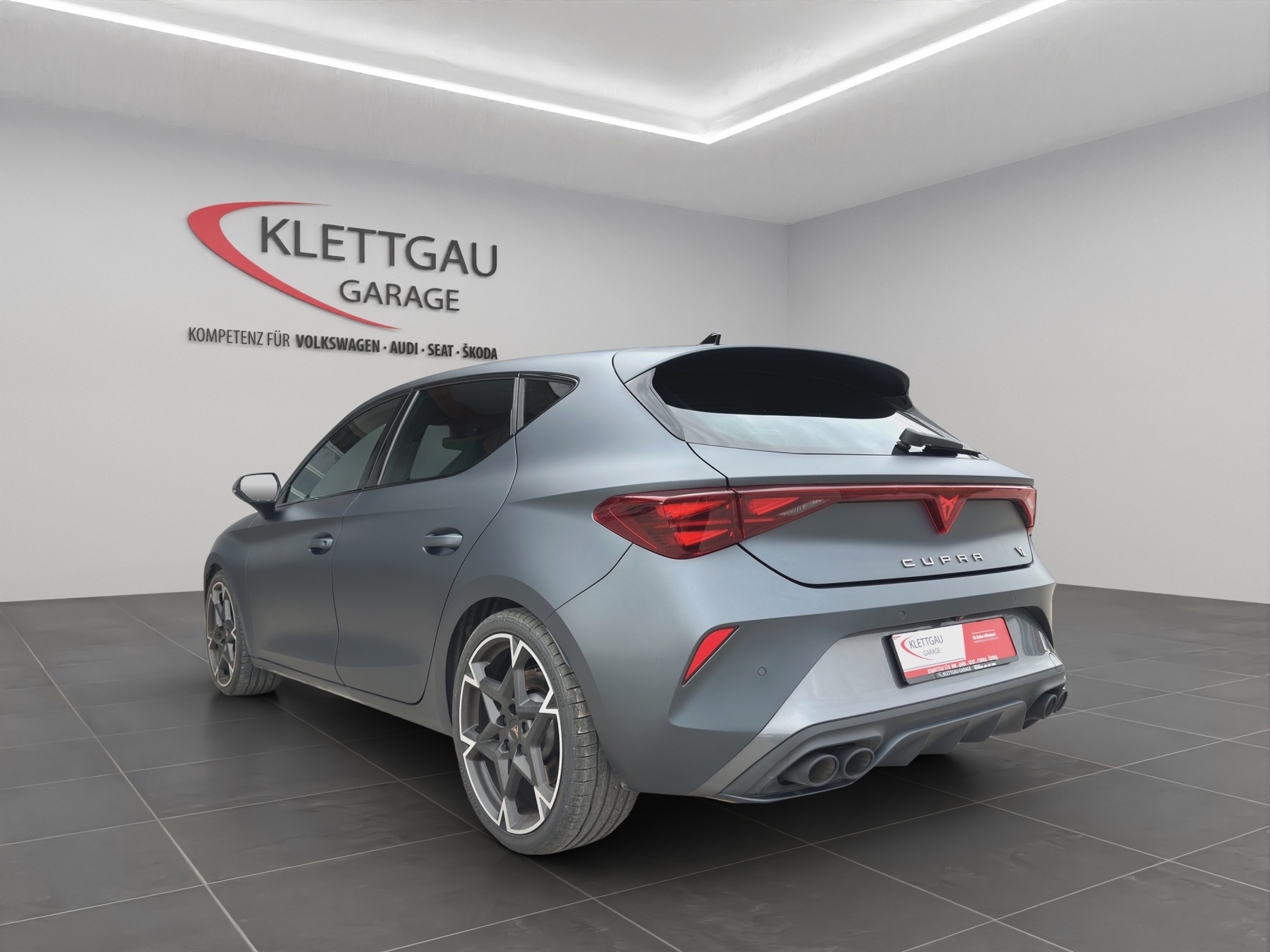 CUPRA Leon 2.0 TSI 300 VZ DSG-image-2
