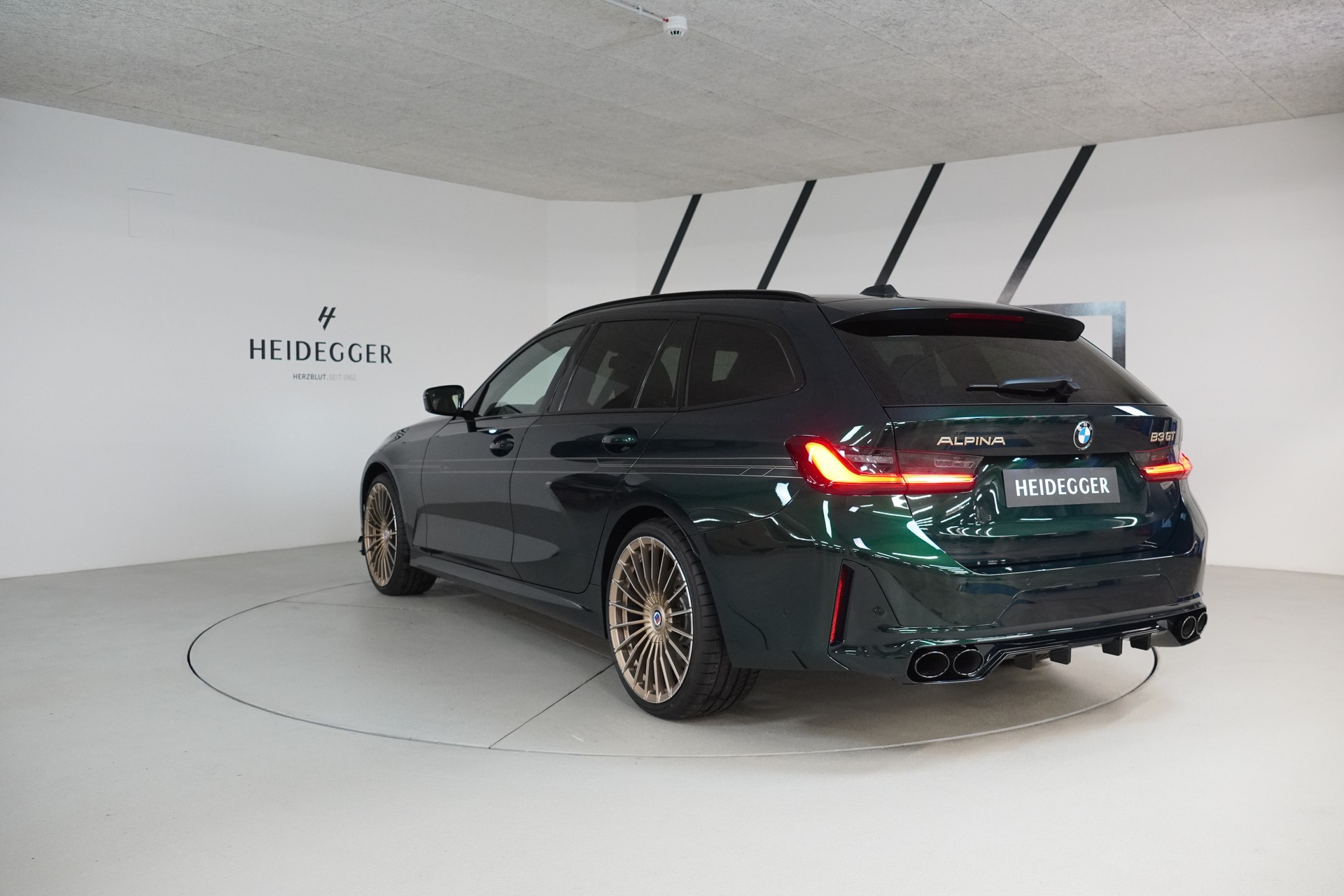 BMW-ALPINA B3 BiTurbo Touring 3.0 xDrive GT Switch-Tronic-image-4