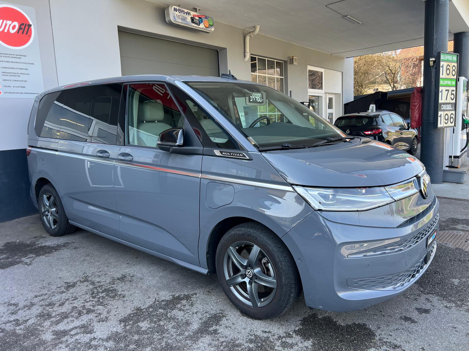 VW Multivan 1.4 eHybrid Style Liberty DSG-image-1