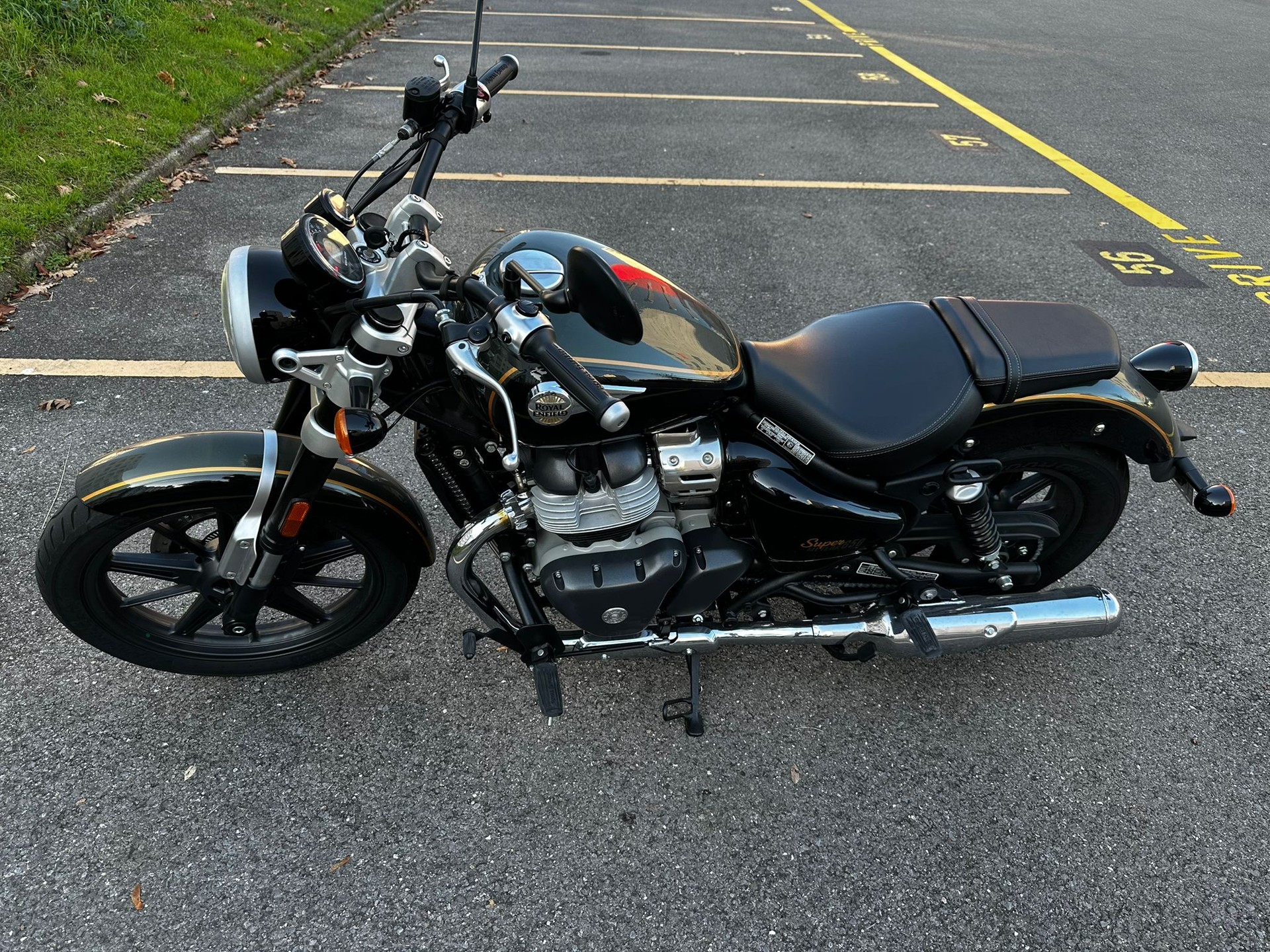 ROYAL ENFIELD Super Meteor 650 Astral-image-4
