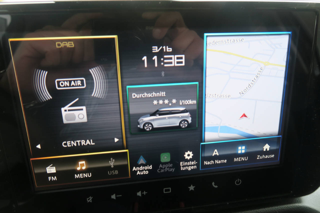 SUZUKI Swift 1.2 Sakura Top Hybrid 4x4-image-7
