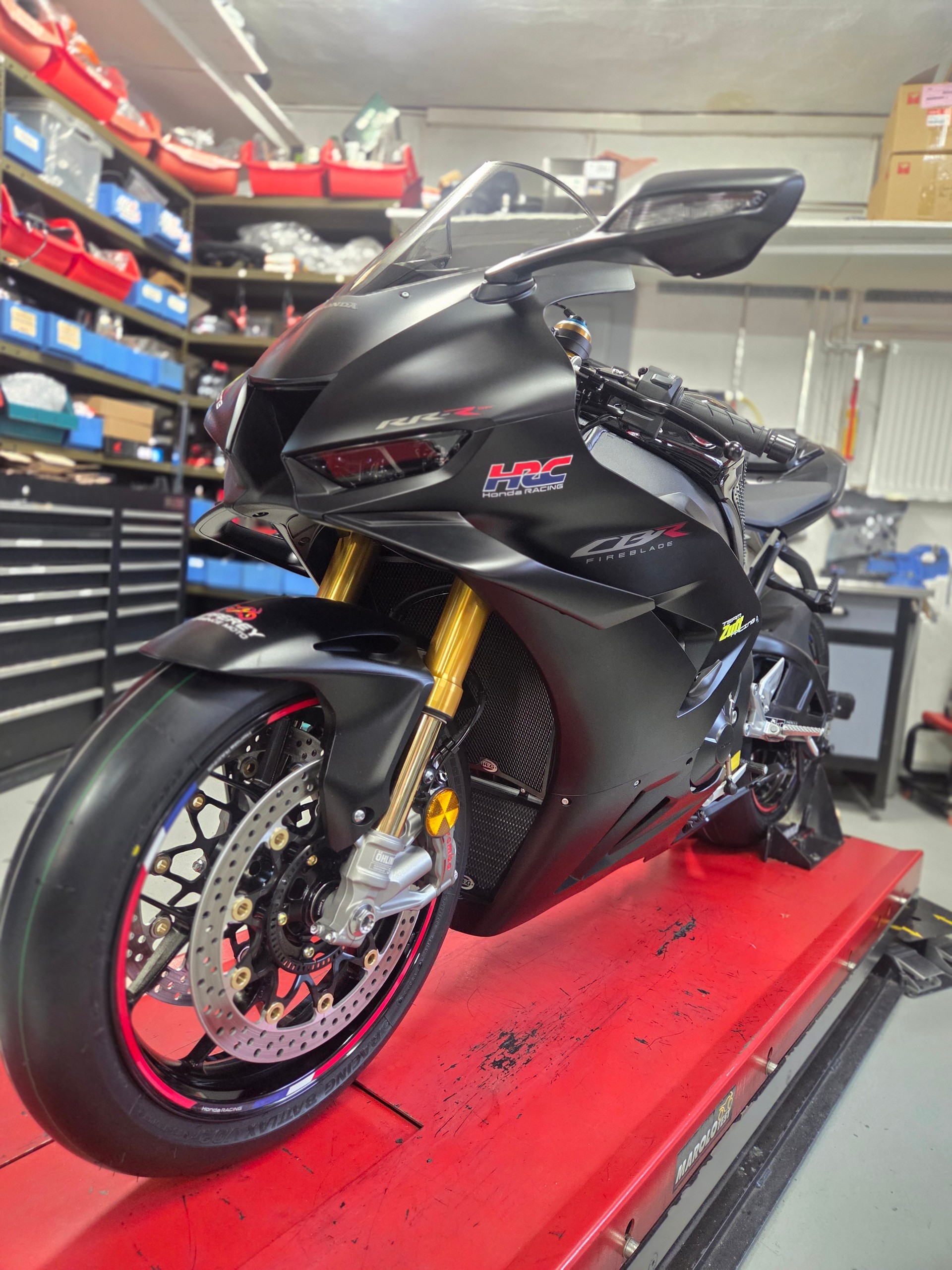 HONDA CBR 1000 RR-R Fireblade SP-image-4