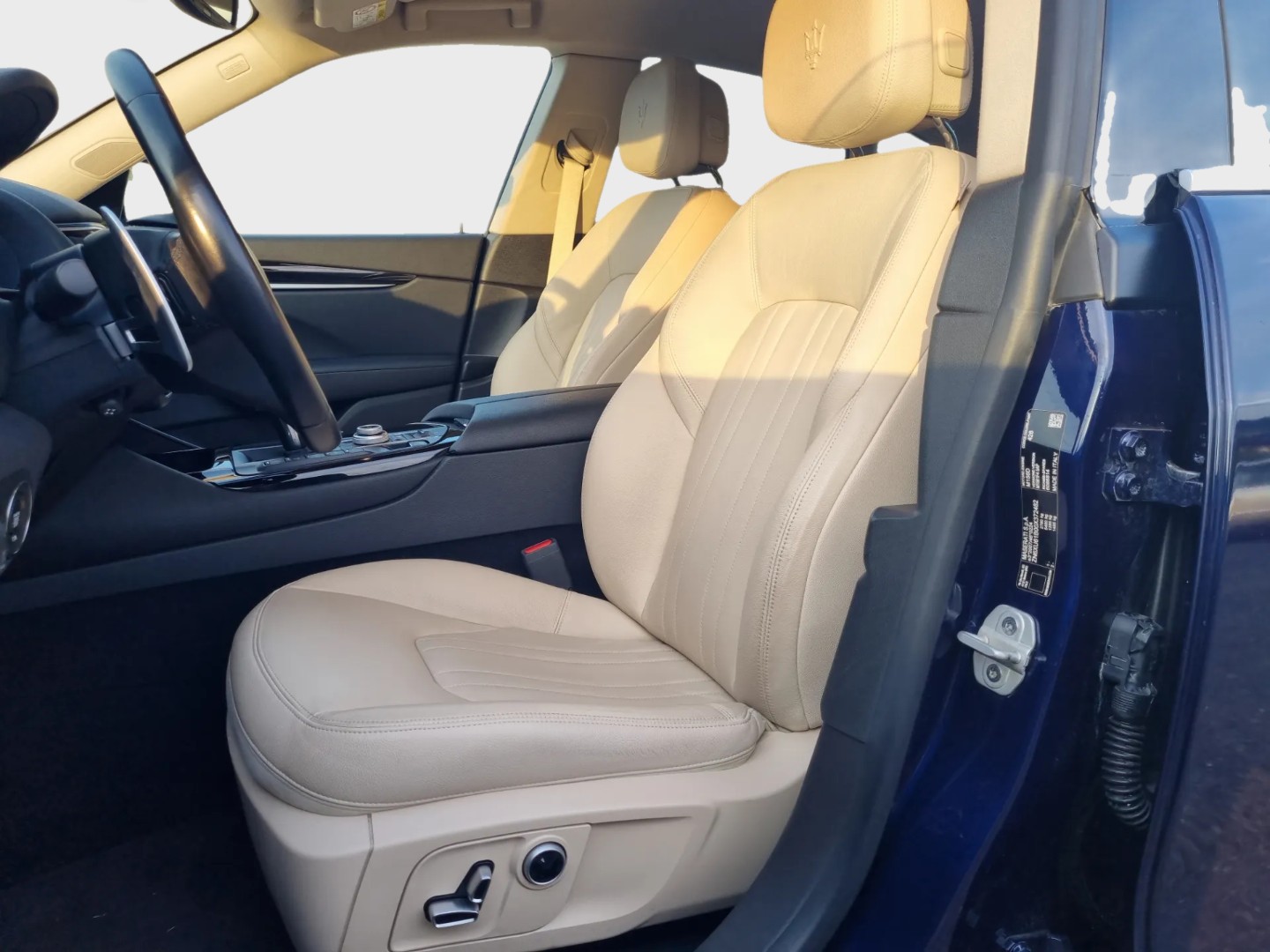 MASERATI Levante 3.0 V6 GranSport Automatica-image-10