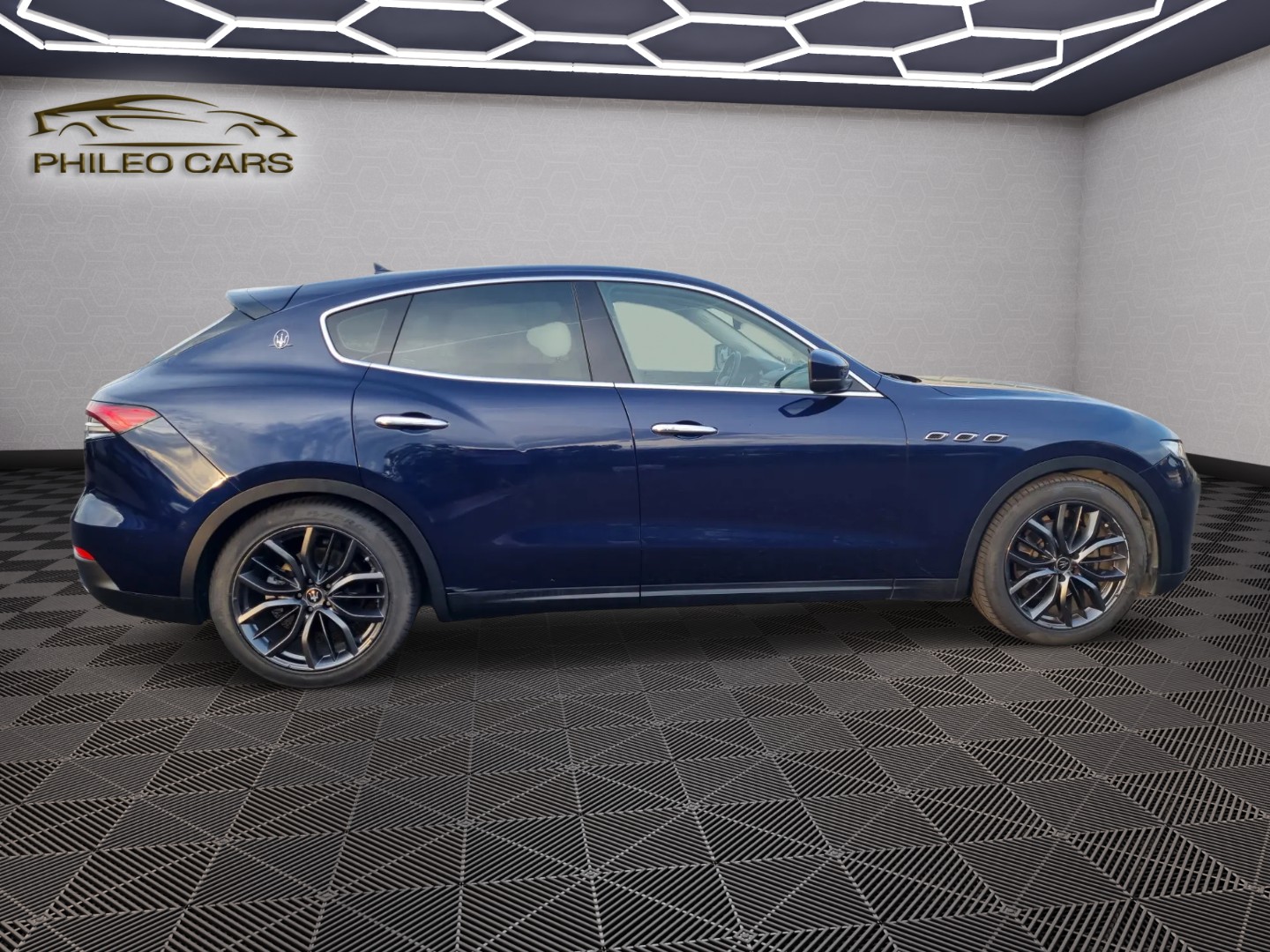 MASERATI Levante 3.0 V6 GranSport Automatica-image-4