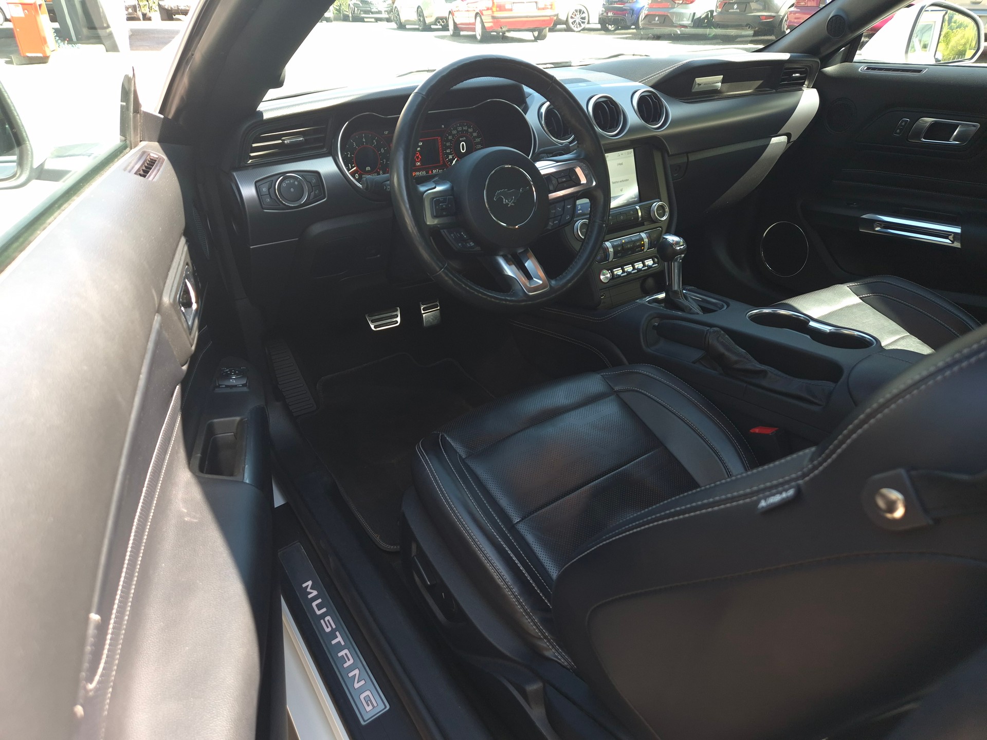 FORD Mustang Fastback 5.0 V8 GT Automat-image-16