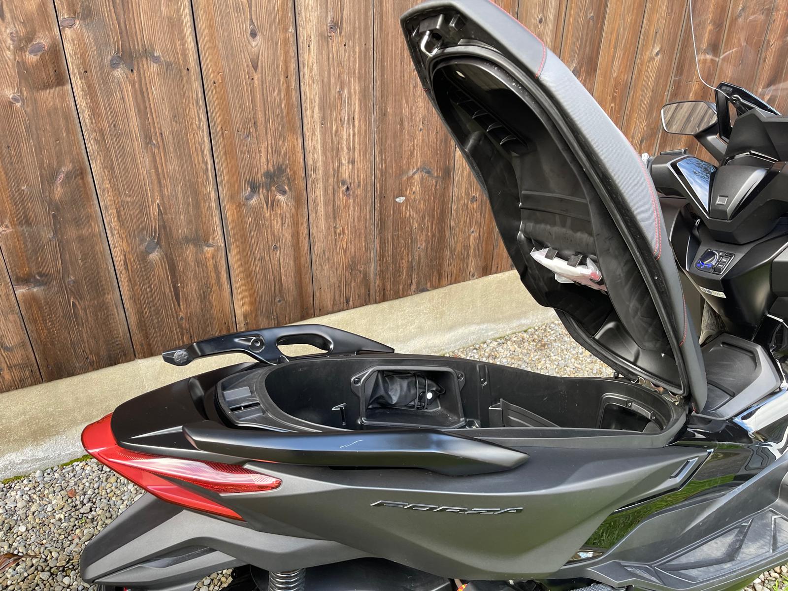 HONDA Nss 125 Forza Special Edition-image-10