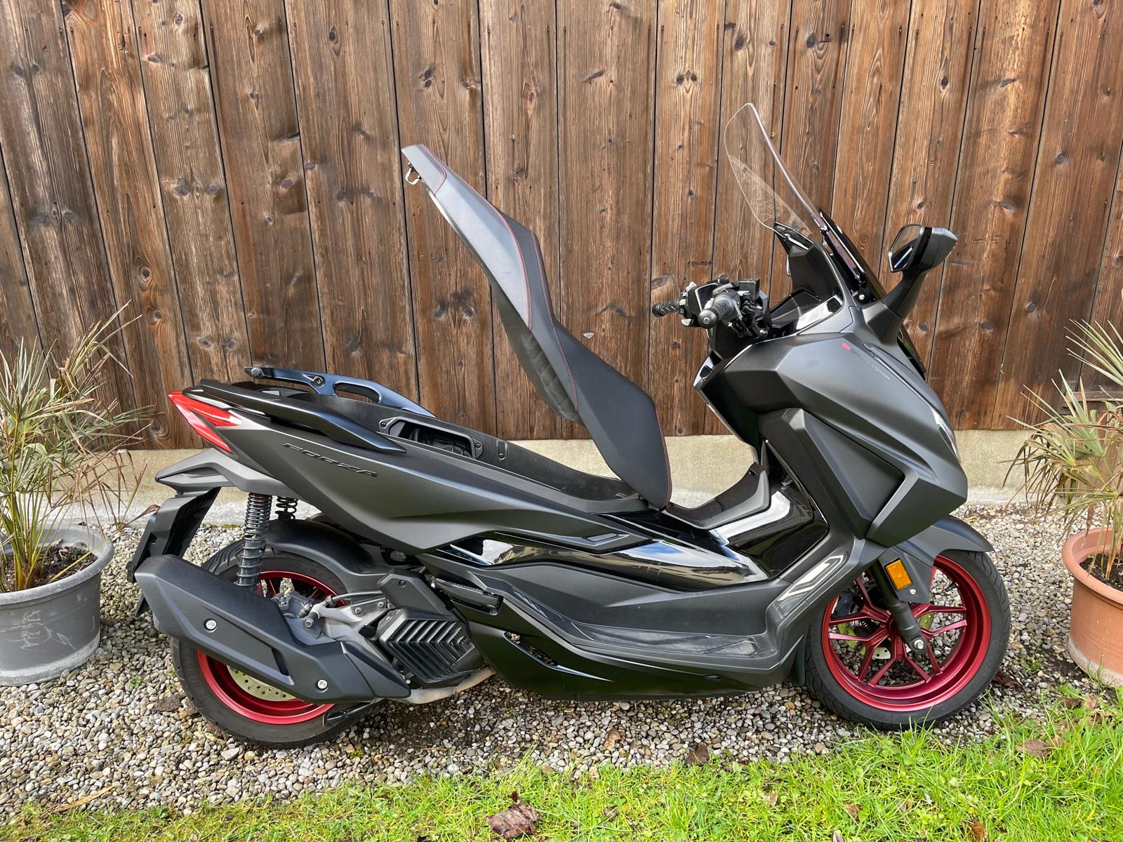 HONDA Nss 125 Forza Special Edition-image-12