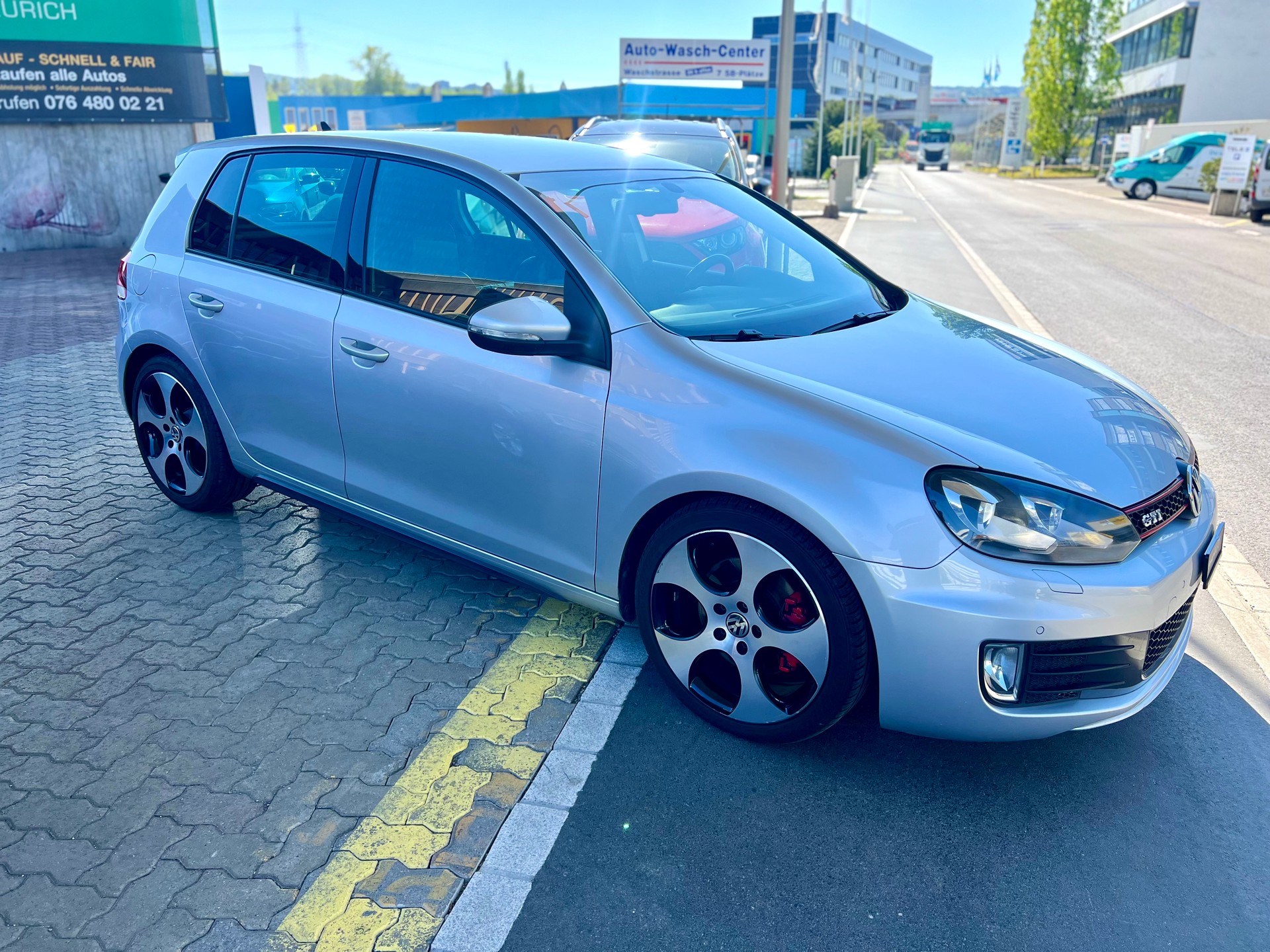 VW Golf 2.0 TSI GTI DSG-image-11
