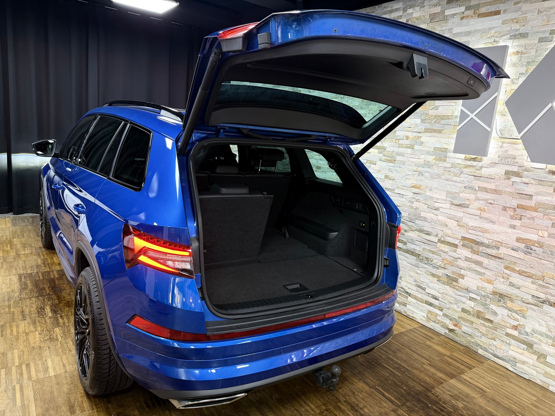 SKODA Kodiaq 2.0 TSI 4x4 RS-image-27