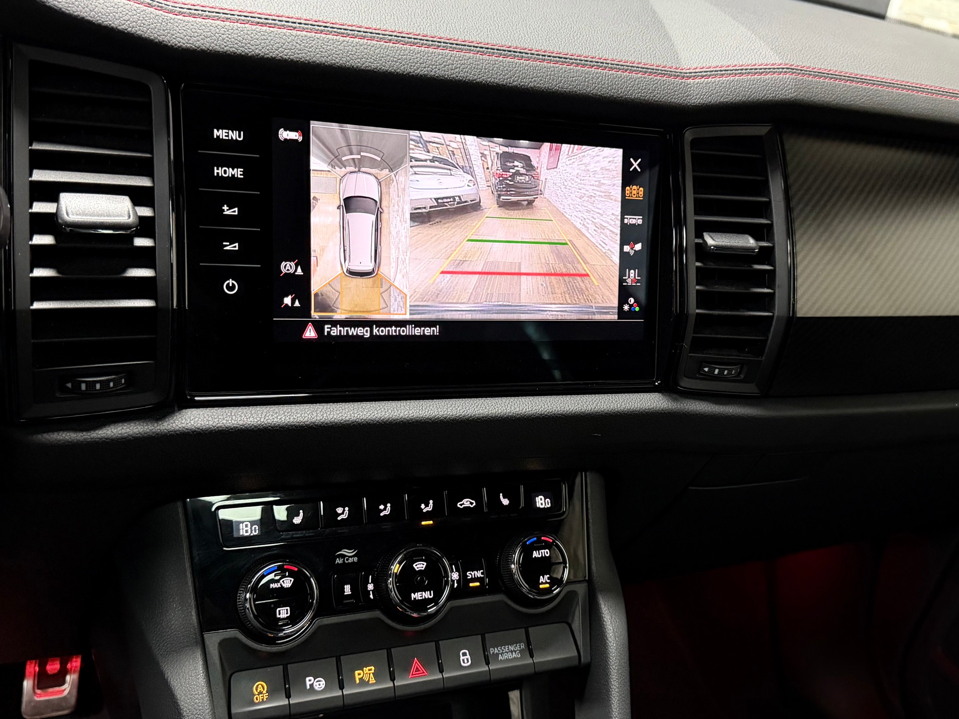 SKODA Kodiaq 2.0 TSI 4x4 RS-image-18
