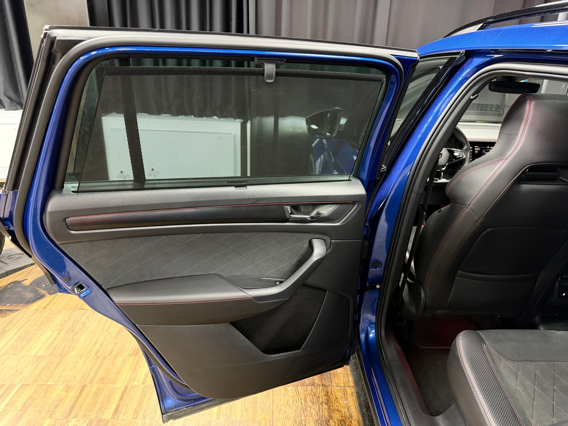 SKODA Kodiaq 2.0 TSI 4x4 RS-image-21