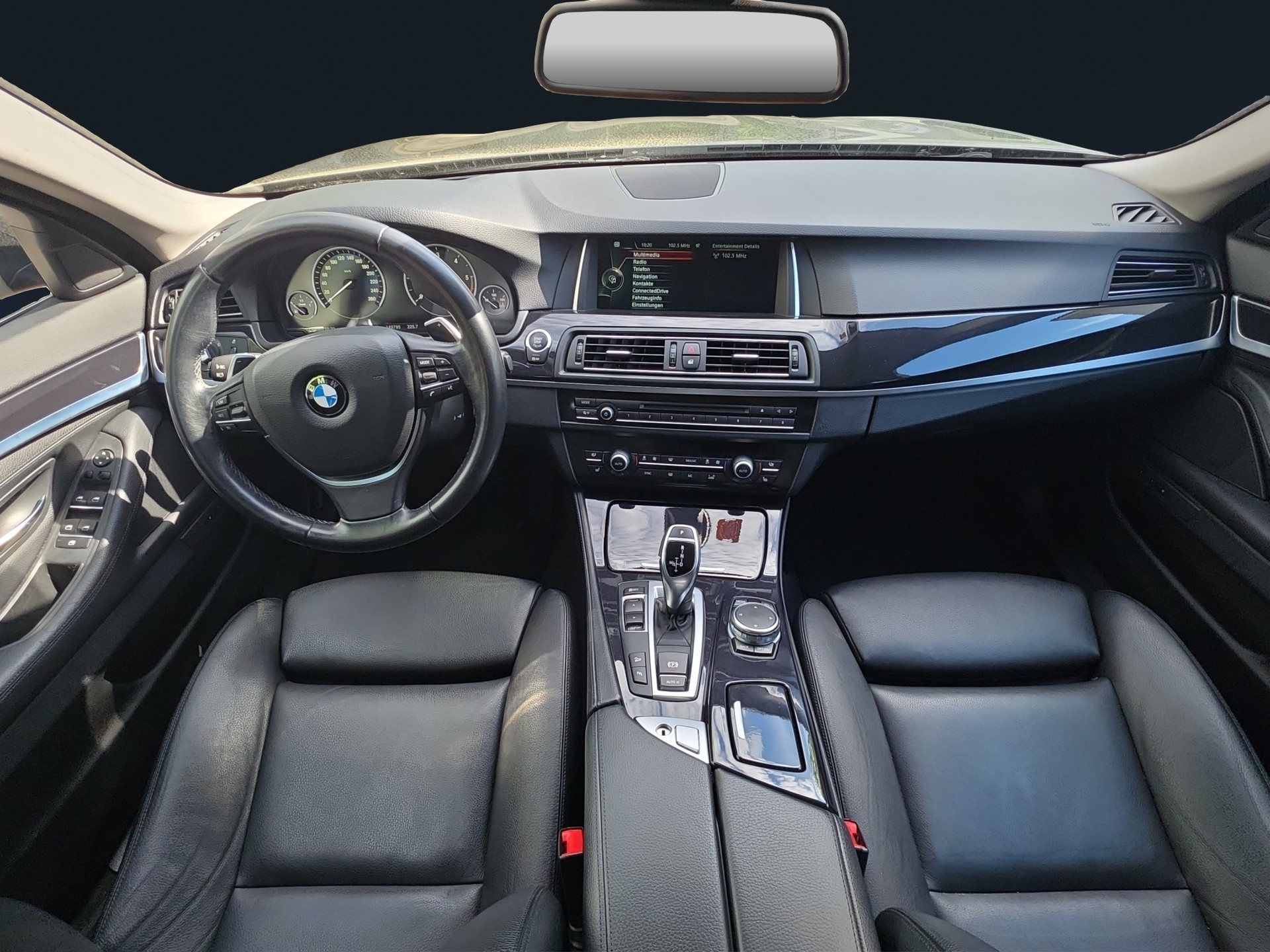 BMW 525d Touring xDrive Luxury Line Steptronic-image-8