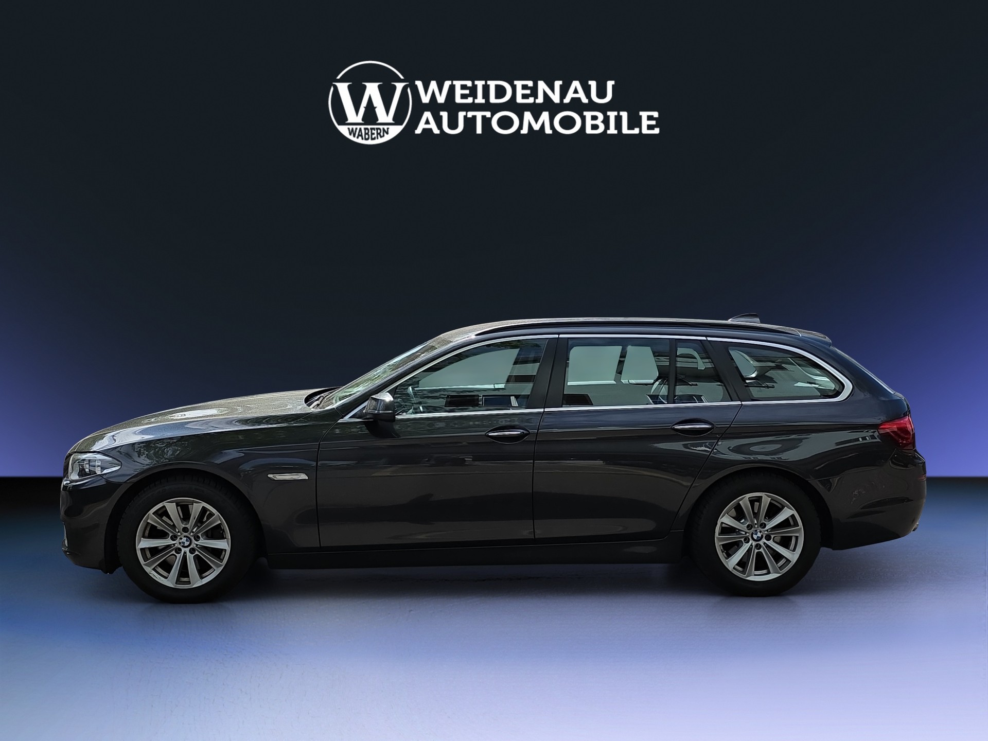 BMW 525d Touring xDrive Luxury Line Steptronic-showroom-element-2