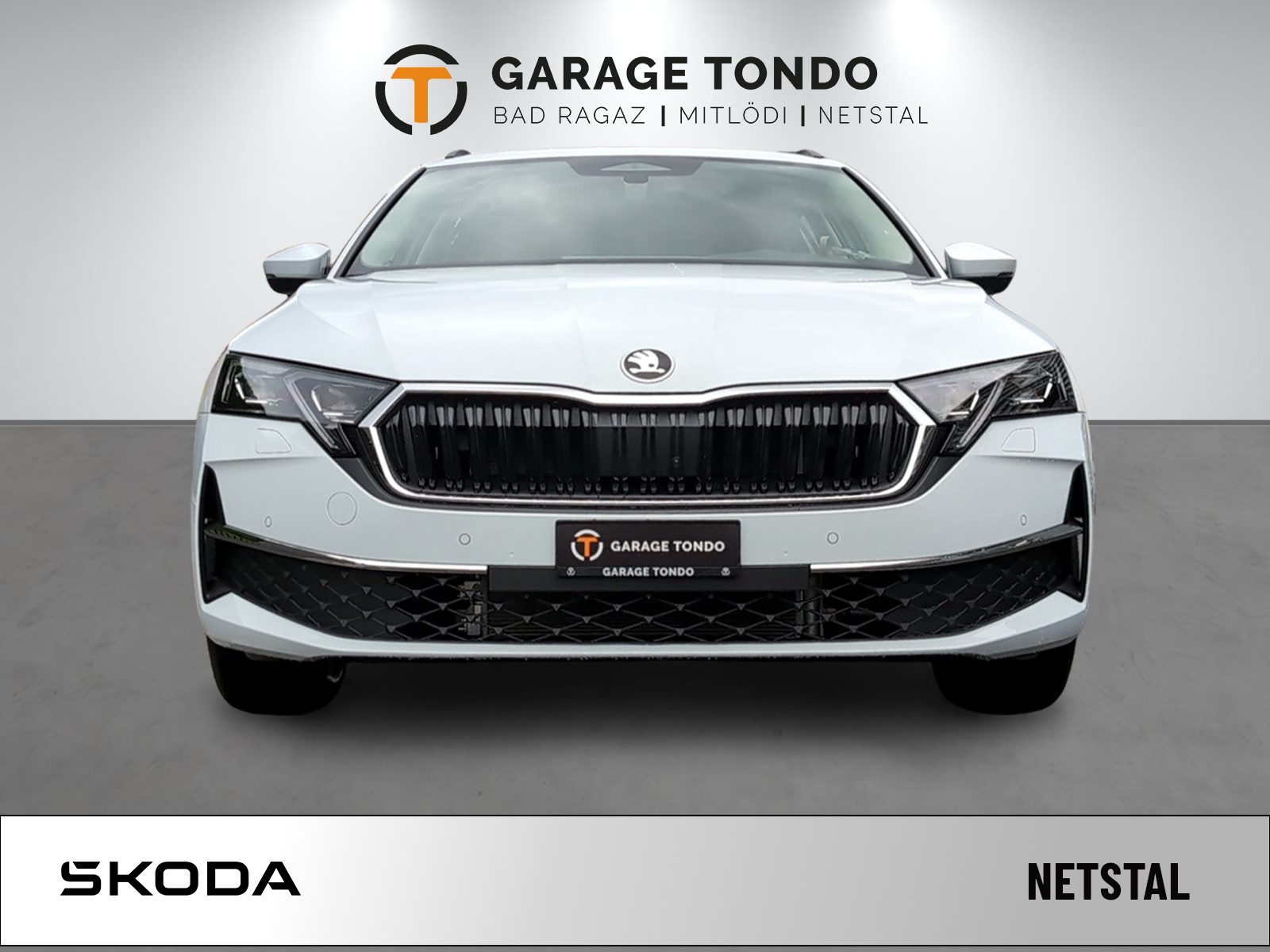 SKODA Octavia Combi 2.0 TSI Selection 4x4 DSG-showroom-element-1