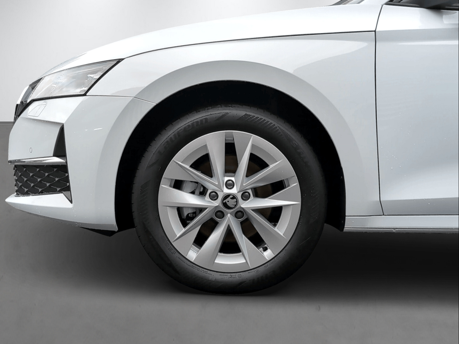 SKODA Octavia Combi 2.0 TSI Selection 4x4 DSG-showroom-element-3