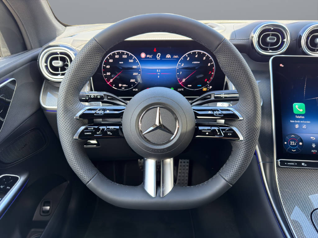 MERCEDES-BENZ GLC 300 AMG Line 4matic-image-9