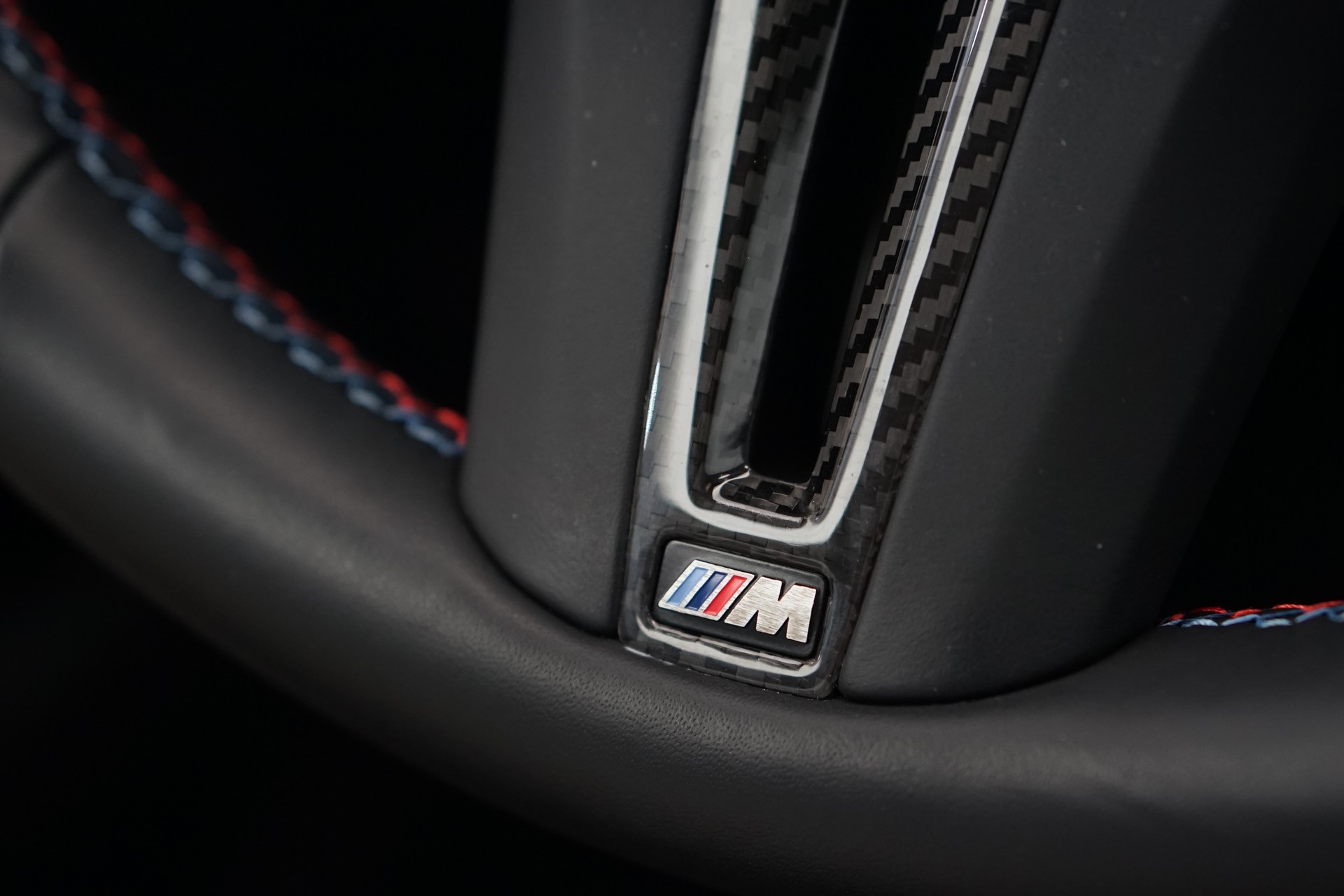 BMW M4 Coupé Competition M xDrive *CH-Fahrzeug* *Dravitgrau* *Carbon*-image-25