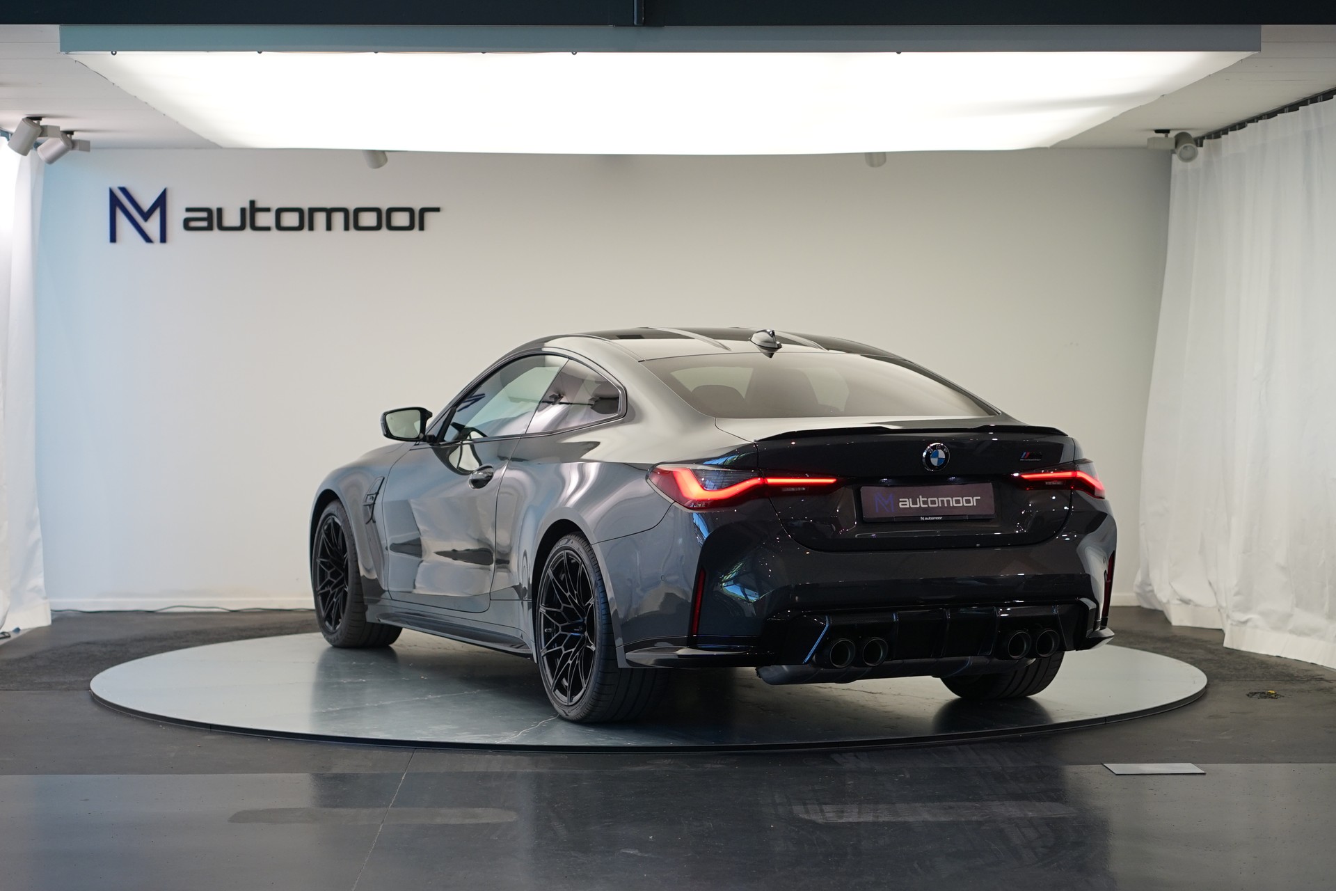 BMW M4 Coupé Competition M xDrive *CH-Fahrzeug* *Dravitgrau* *Carbon*-image-6