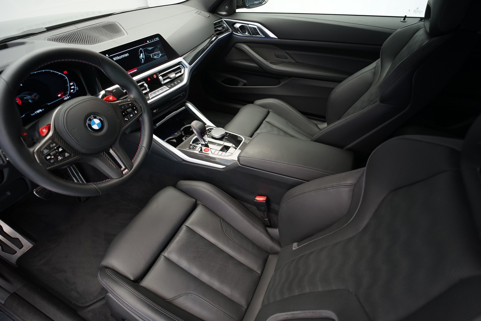 BMW M4 Coupé Competition M xDrive *CH-Fahrzeug* *Dravitgrau* *Carbon*-image-13