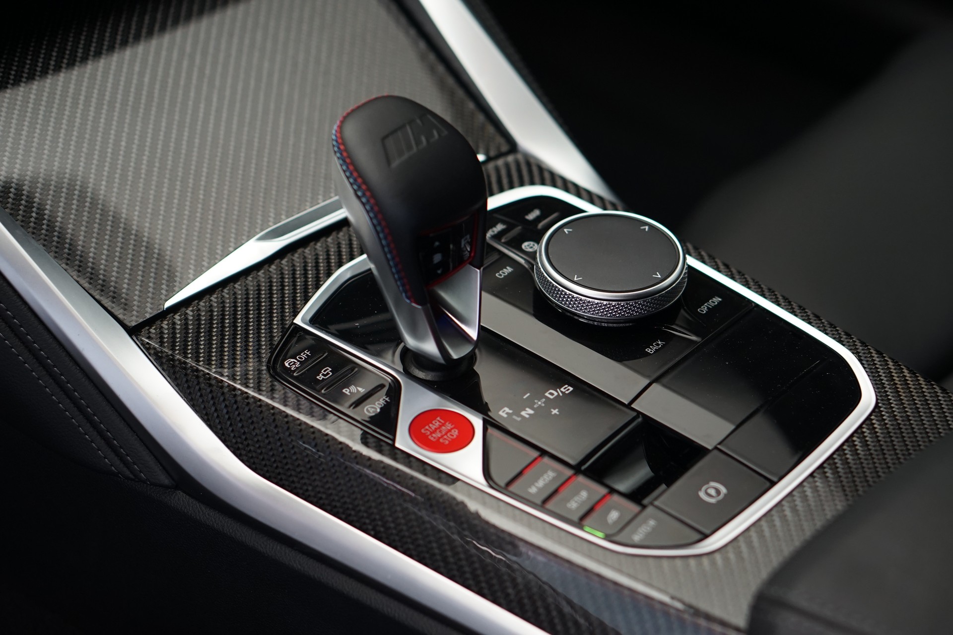 BMW M4 Coupé Competition M xDrive *CH-Fahrzeug* *Dravitgrau* *Carbon*-image-36