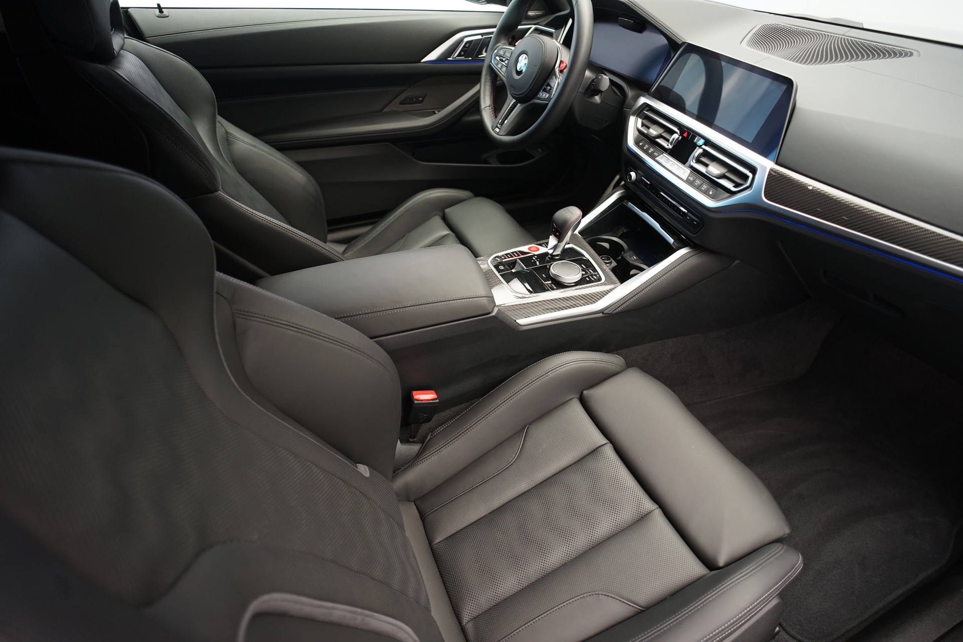 BMW M4 Coupé Competition M xDrive *CH-Fahrzeug* *Dravitgrau* *Carbon*-image-14