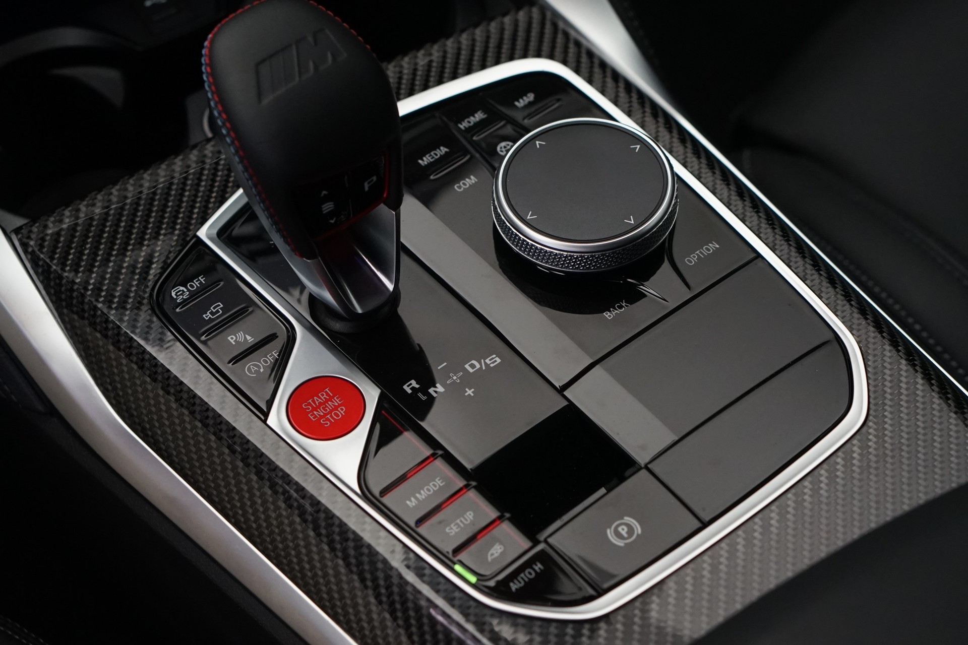 BMW M4 Coupé Competition M xDrive *CH-Fahrzeug* *Dravitgrau* *Carbon*-image-22