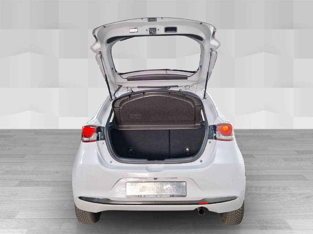 MAZDA 2 1.5 90 Homura-image-7