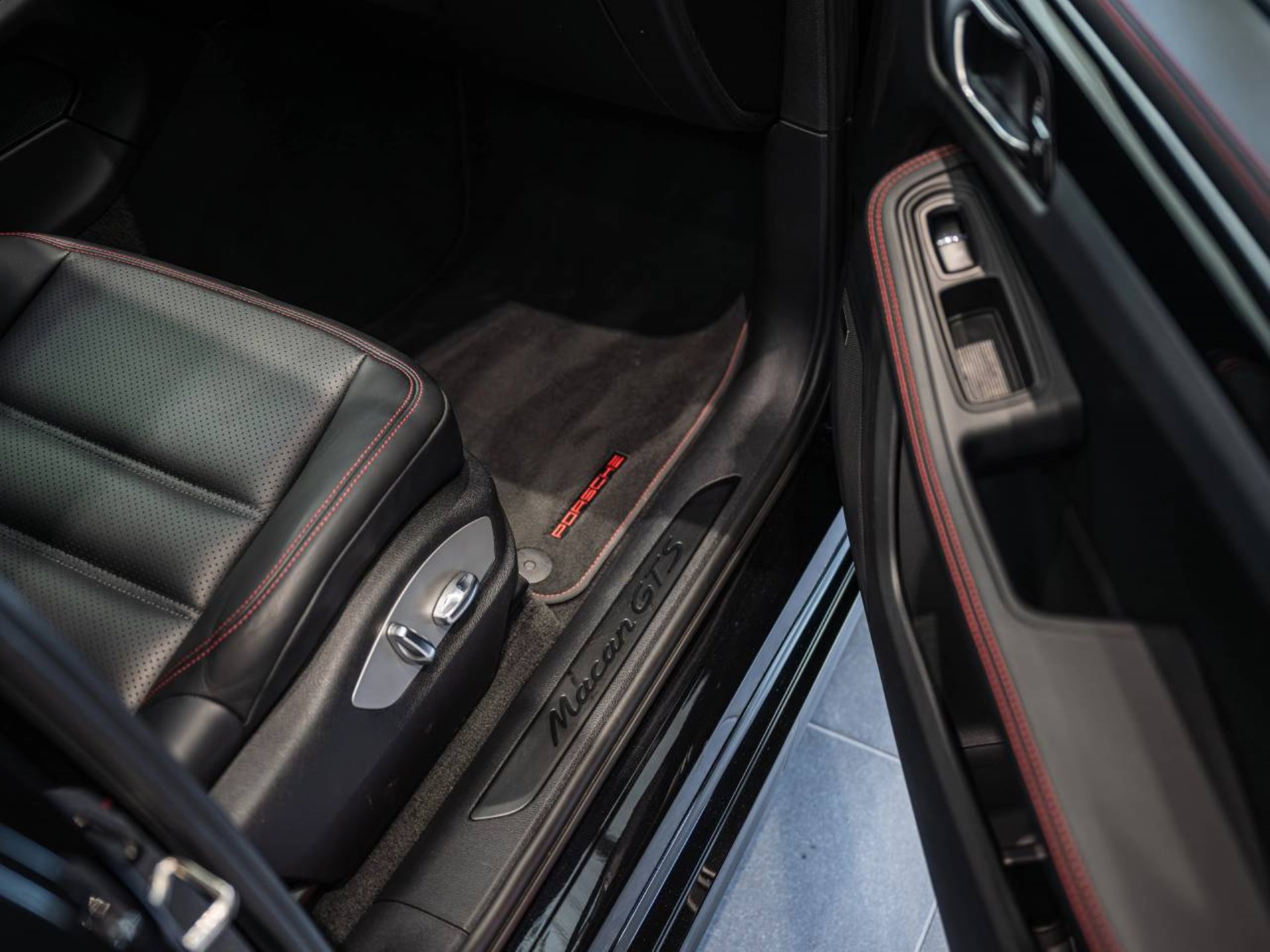 PORSCHE Macan GTS-image-21