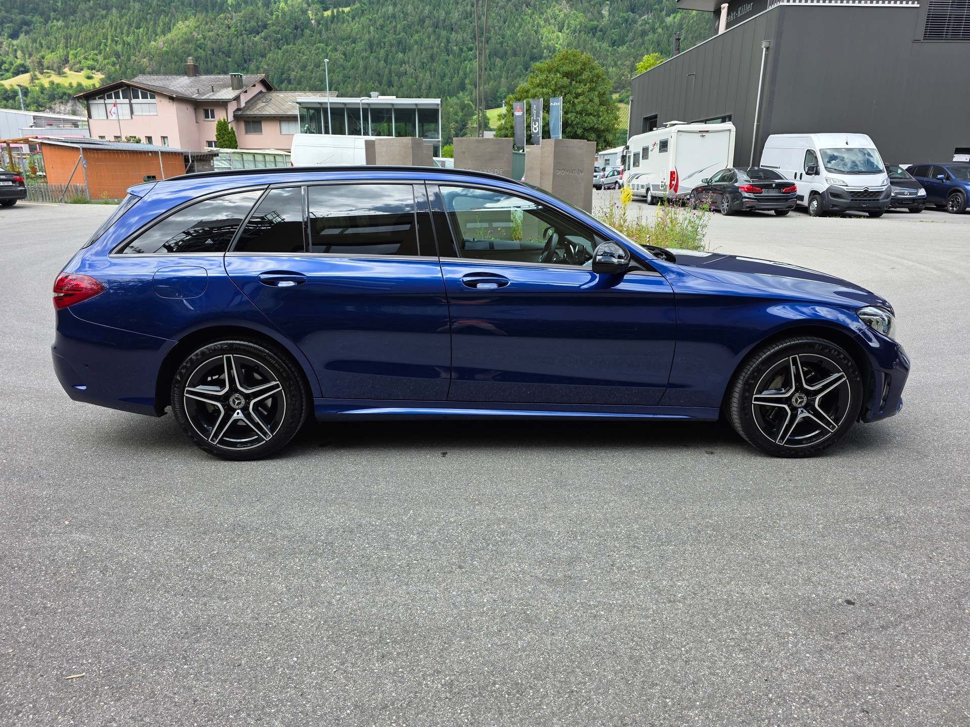 MERCEDES-BENZ C 200 Swiss Star AMG Line 4M 9G-Tronic-image-5