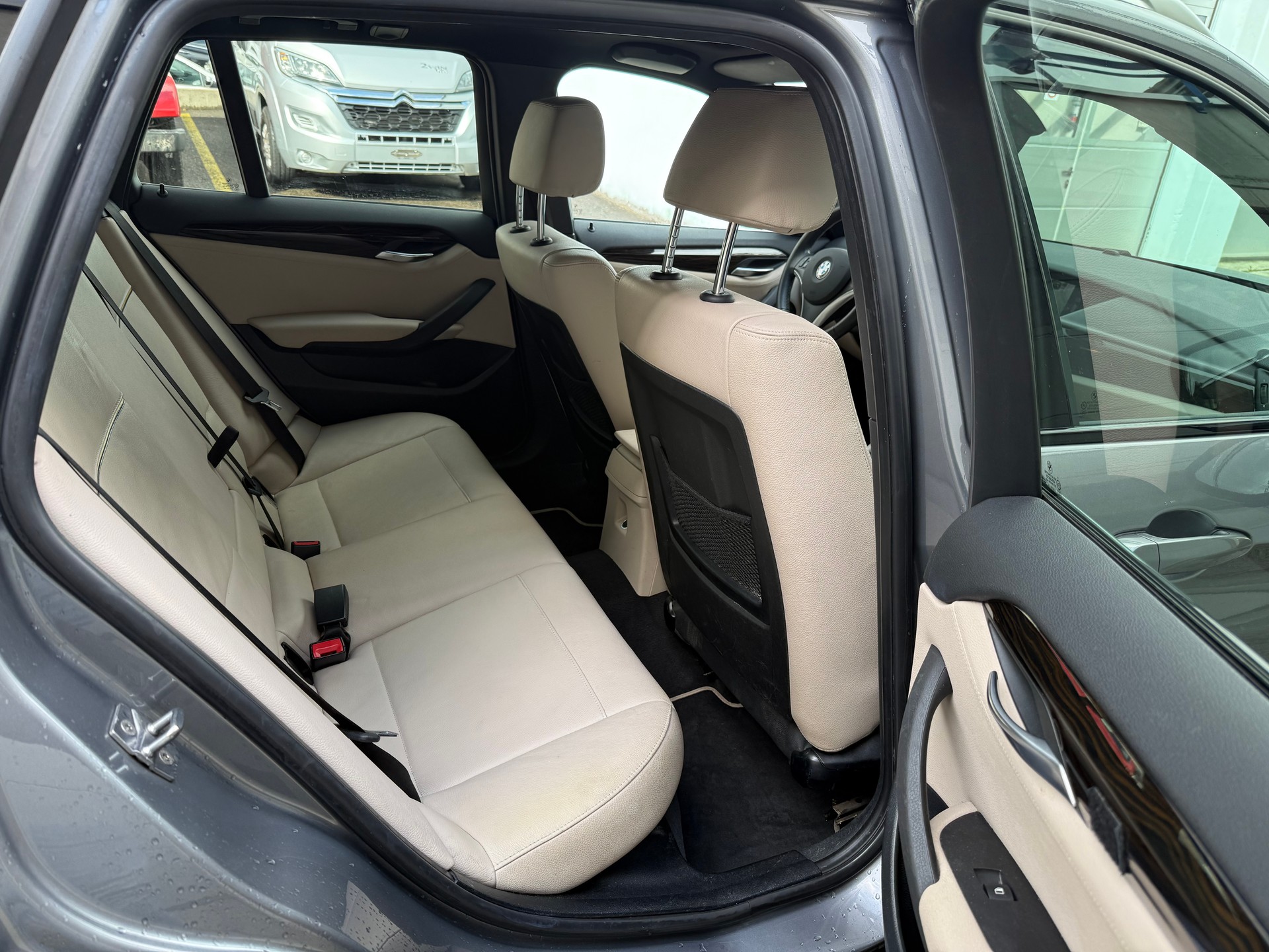 BMW X1 xDrive 28i Steptronic-image-28