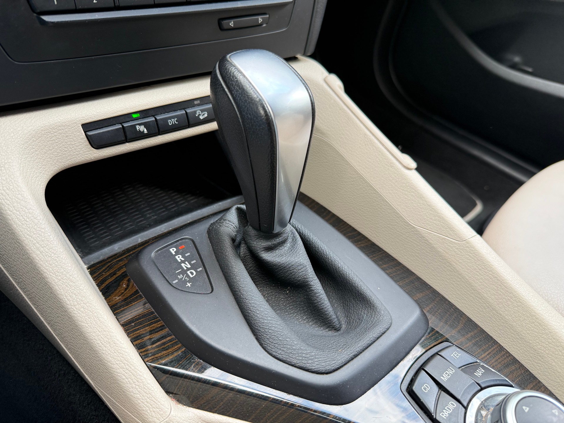 BMW X1 xDrive 28i Steptronic-image-23