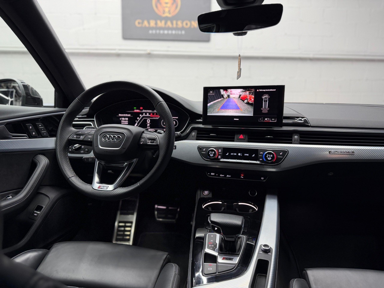 AUDI RS4 Avant quattro | DRC Sportfahrwerk | Virtual Cockpit | Rückfahrkamera | Facelift Model-image-17