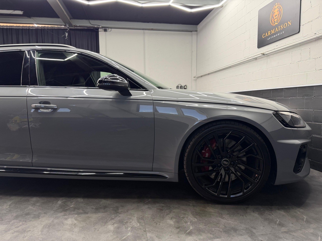 AUDI RS4 Avant quattro | DRC Sportfahrwerk | Virtual Cockpit | Rückfahrkamera | Facelift Model-image-10